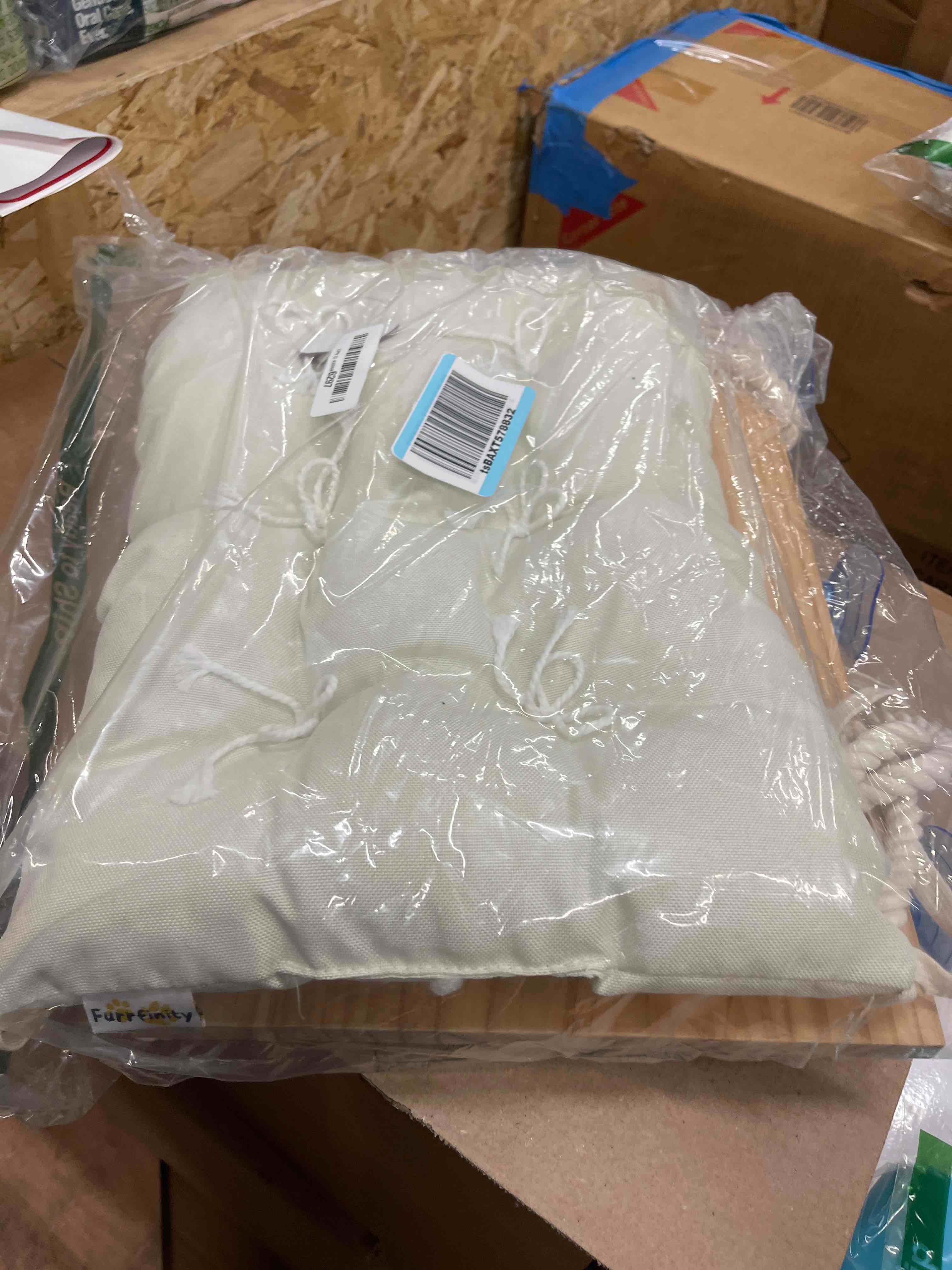 Condition photo showing New/Like New for Cat Window Perch with Gunny Rope and Thick Cushion, Wooden Cat Hammock for Window, Bed for for Small Medium Indoor Cats