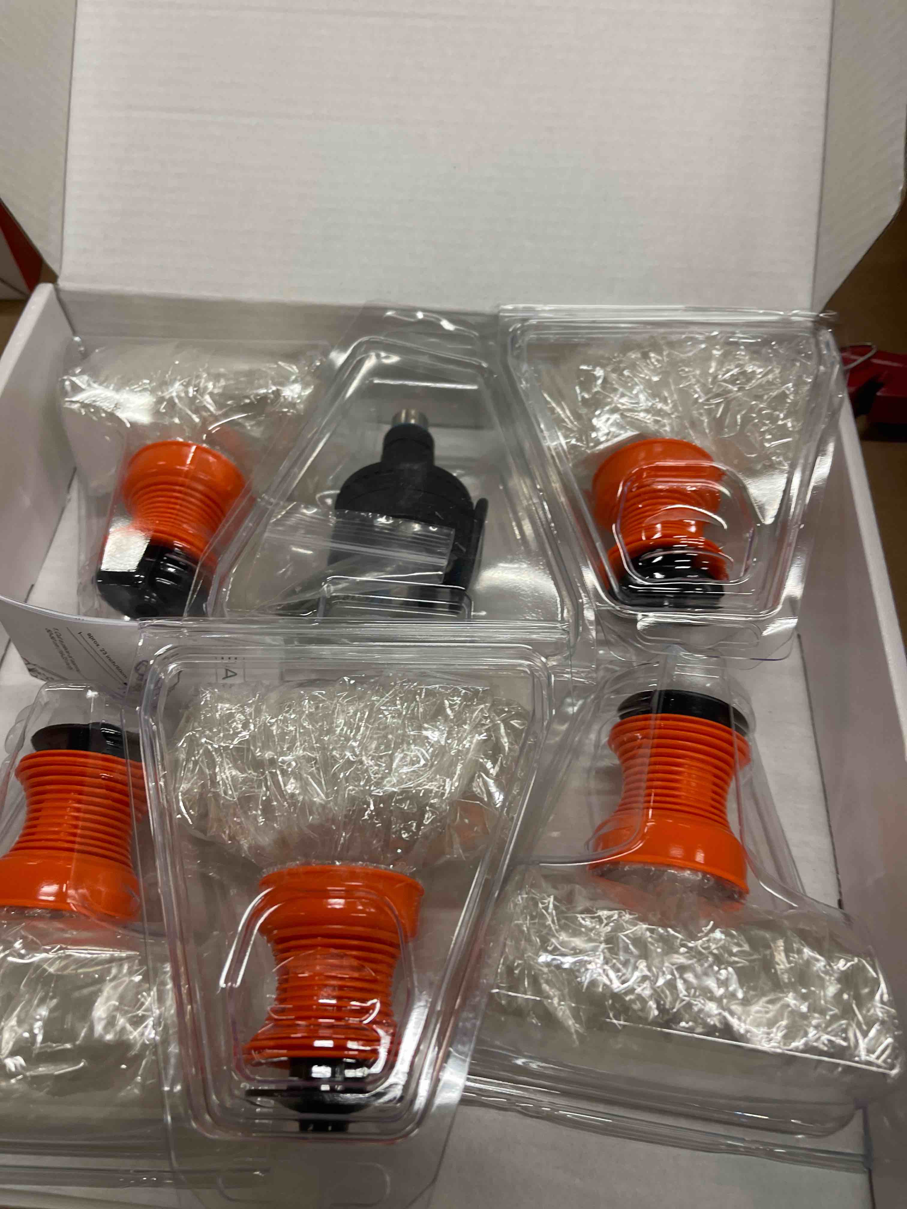 Condition photo showing New/Like New for Set of 5 ready to use Balloons bags and filling chamber for the application with the V0LCAN001