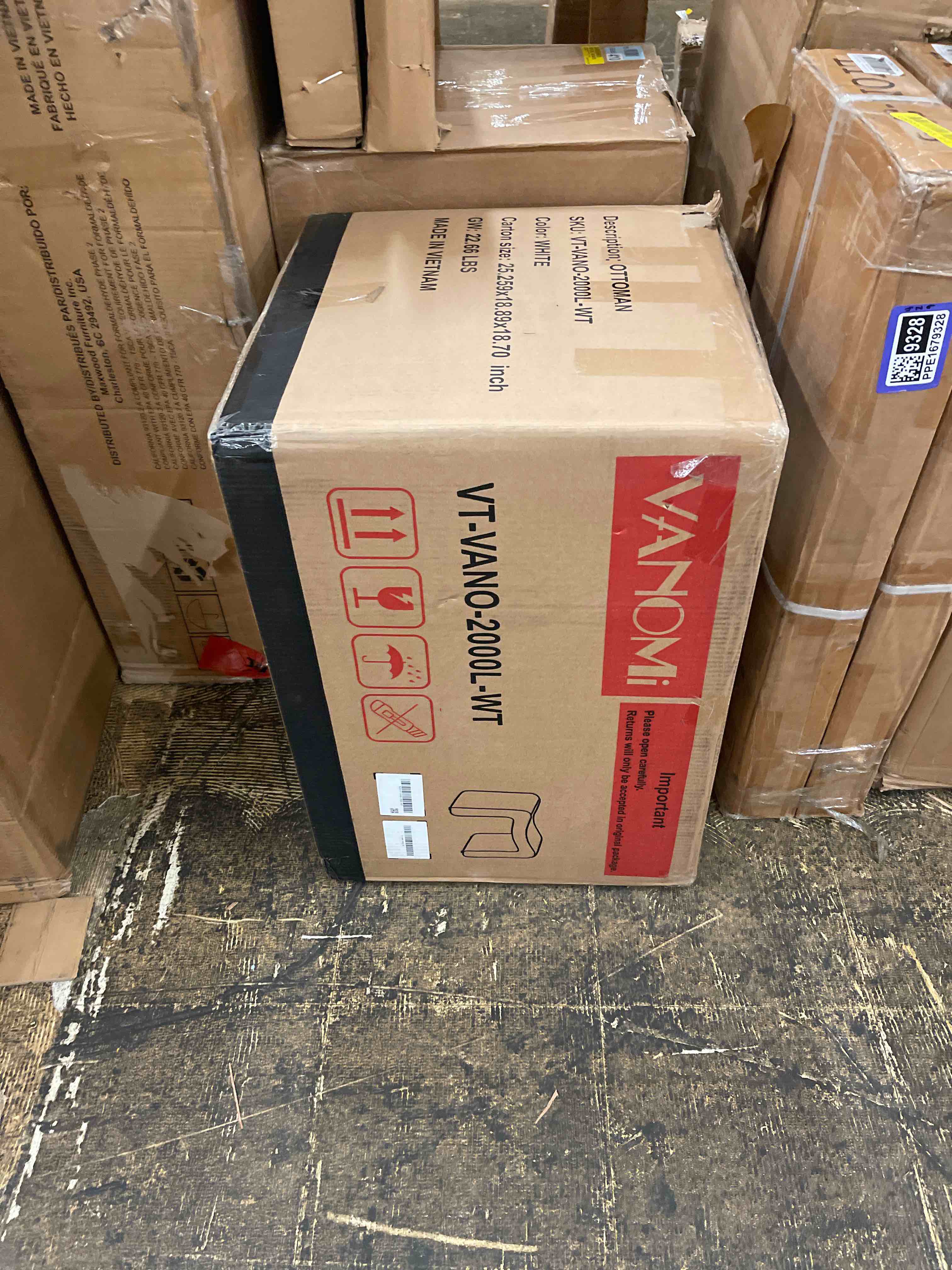 Condition photo showing New/Like New for Large Footstool Ottoman, Multi-Functional Modern Foot Stool, Sofa Footrest Extra Seating for Living Room, Entryway, Hallways and Bedrooms