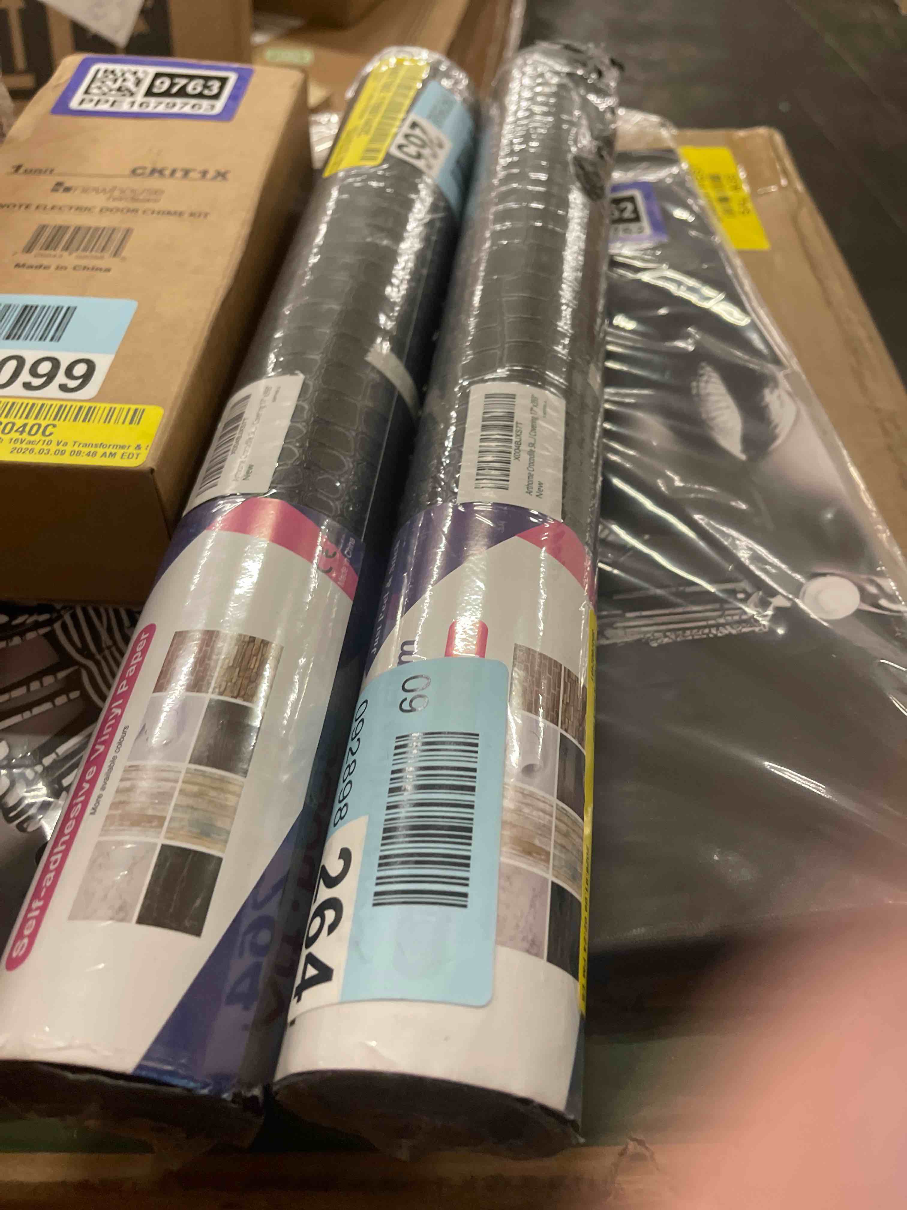 Condition photo showing New/Like New for arthome 17"×393" black crocodile peel and stick wallpaper,charcoal black alligator textured contact paper, self-adhesive waterproof embossed easy peel off wallpaper for cabinet bedroom bathroom 17" x 393" leather