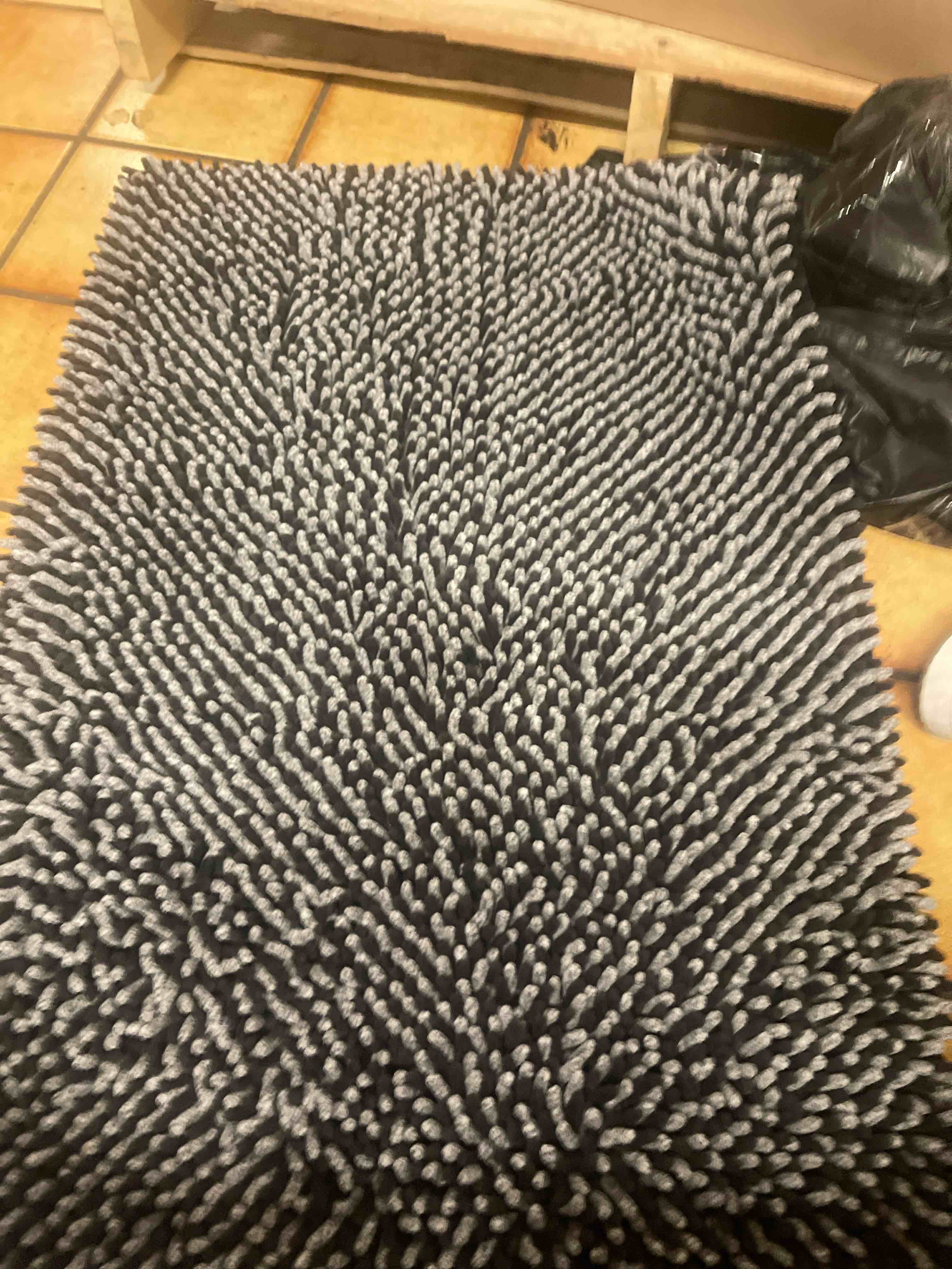 Condition photo showing New/Like New for bathroom rugs mat 36 x 24, soft absorbent chenille bath rugs, rubber backing bath mats for bathroom floor, tub, shower, bedroom, home decor accessories, quick dry machine washable, dark grey