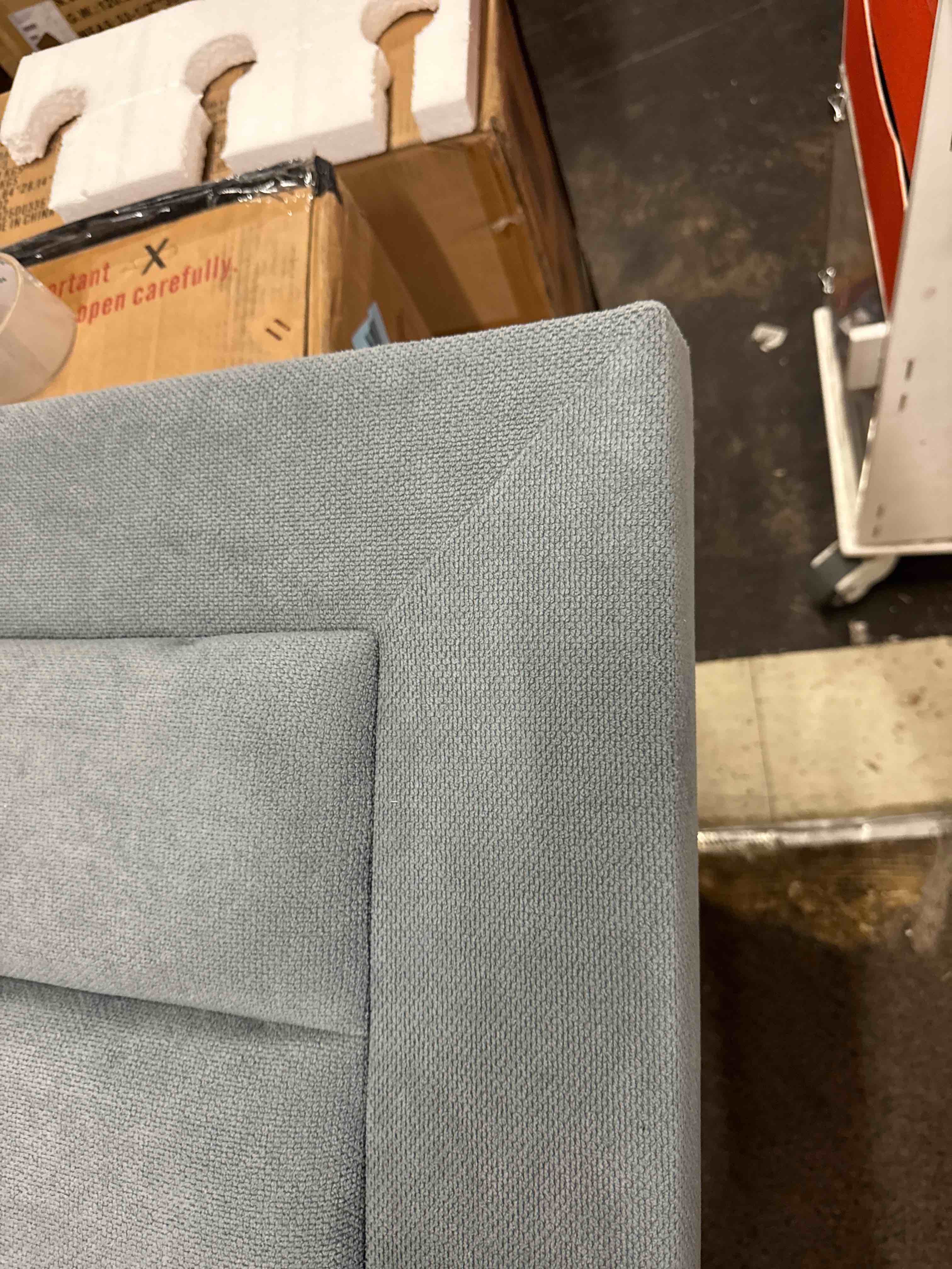 https://s3.amazonaws.com/lotting-images-prod/phillipi/PPE1680164_1777333749705.jpeg