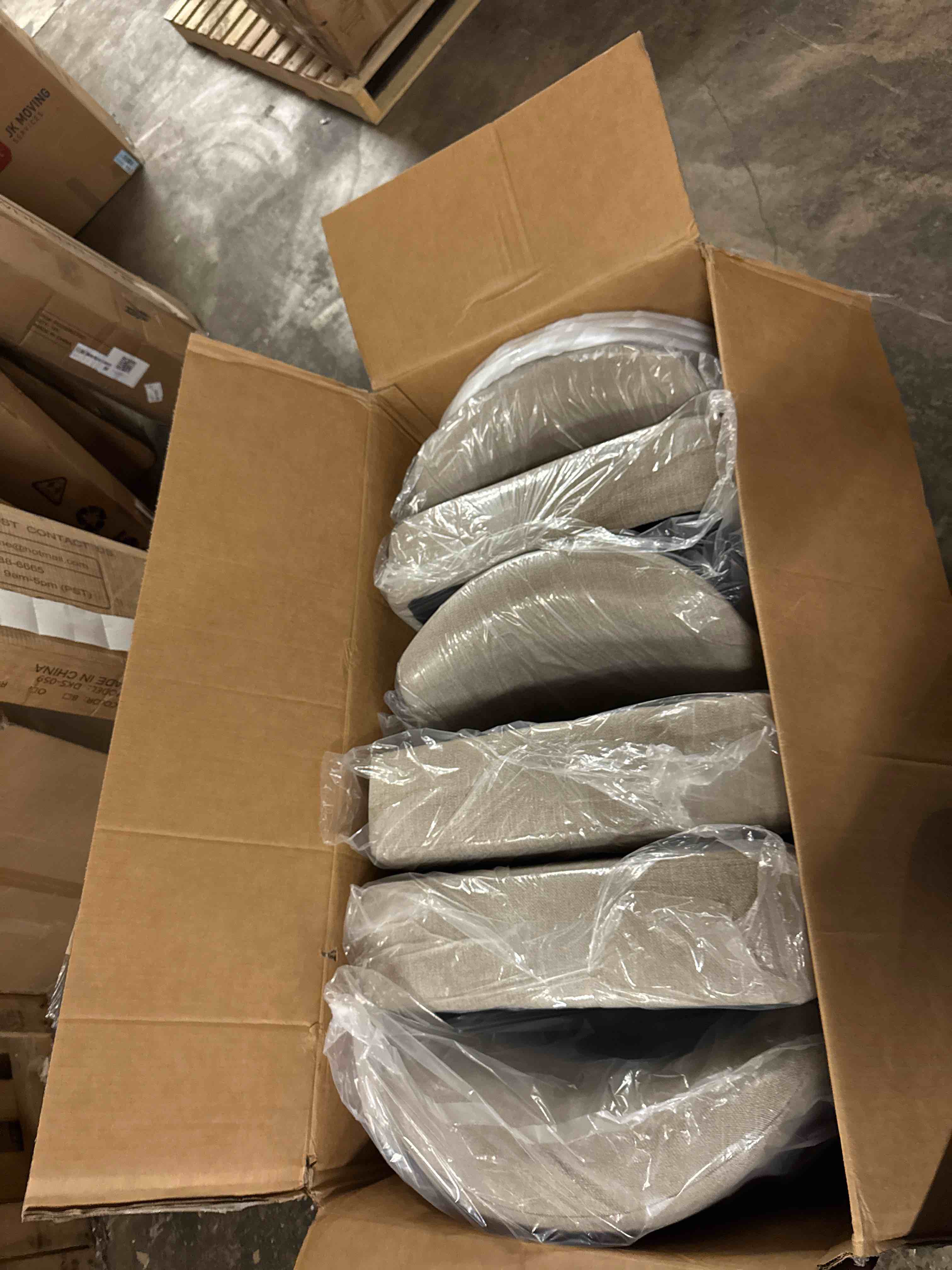 https://s3.amazonaws.com/lotting-images-prod/phillipi/PPE1680301_1777623860624.jpeg