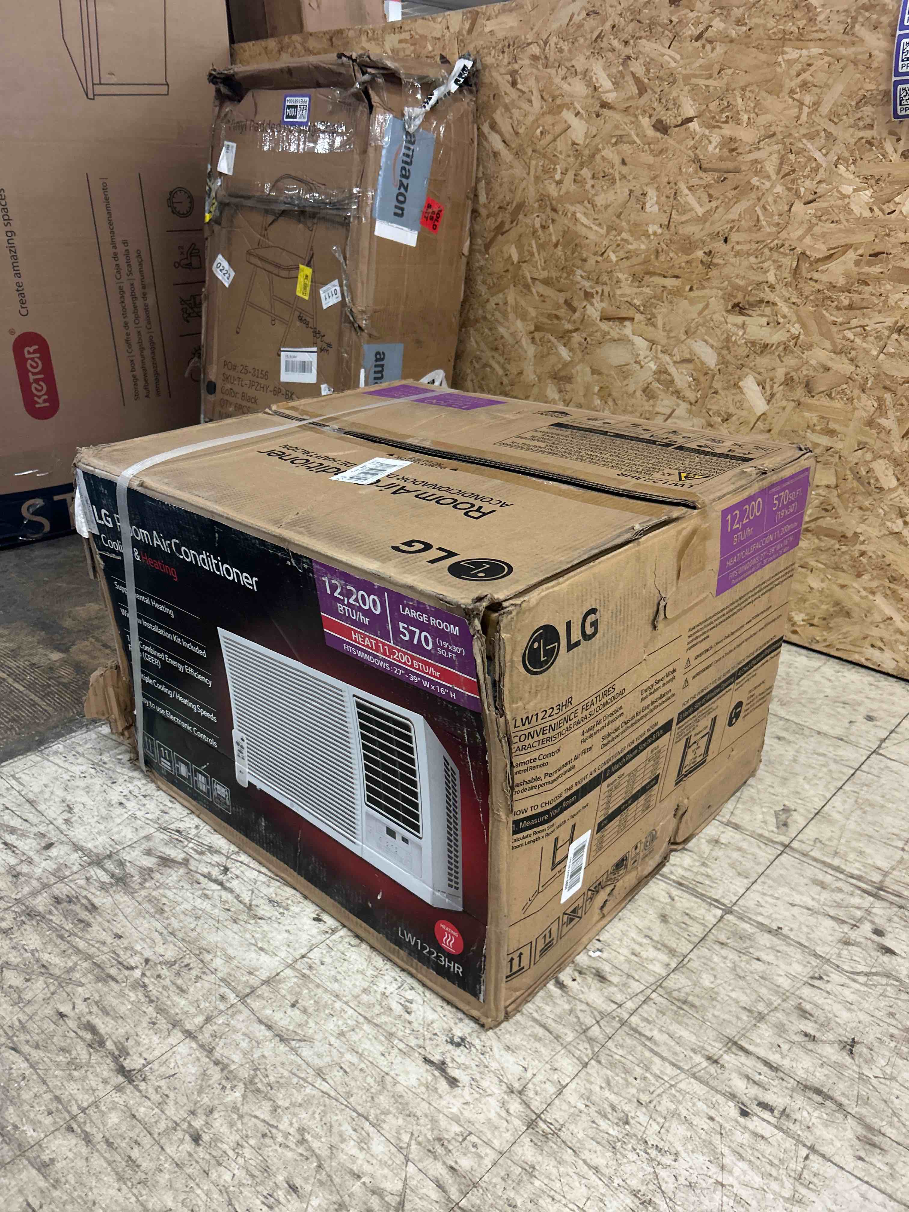 Condition photo showing New/Like New for lg 12,200 btu window air conditioner with supplemental heat, 230/208v, cools 570 sq.ft. (19' x 30' room size), electronic controls with remote, 2 cooling, heating & fan speeds, slide in-out chassis