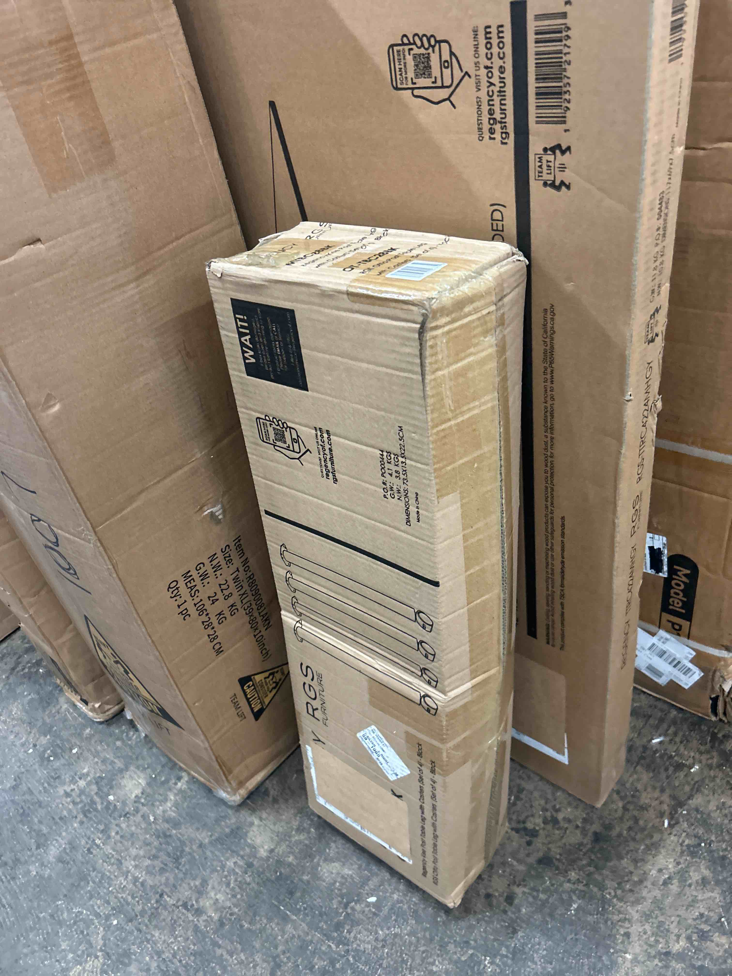 Condition photo showing New/Like New for kee post table leg with casters (set of 4)- black