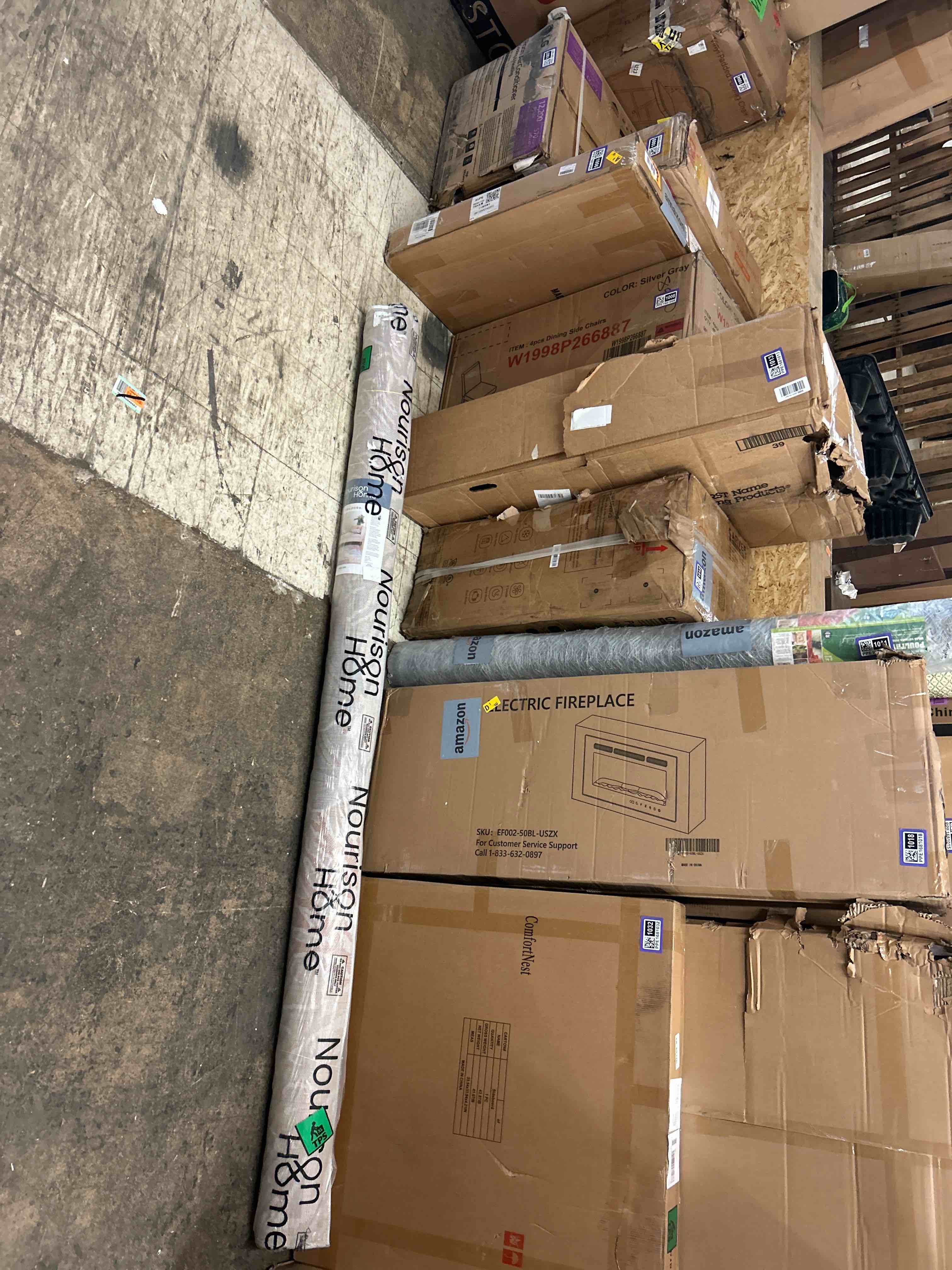 Condition photo showing New/Like New for nourison seaside 7 10  x 9 10  area rug with ivory finish 099446874580