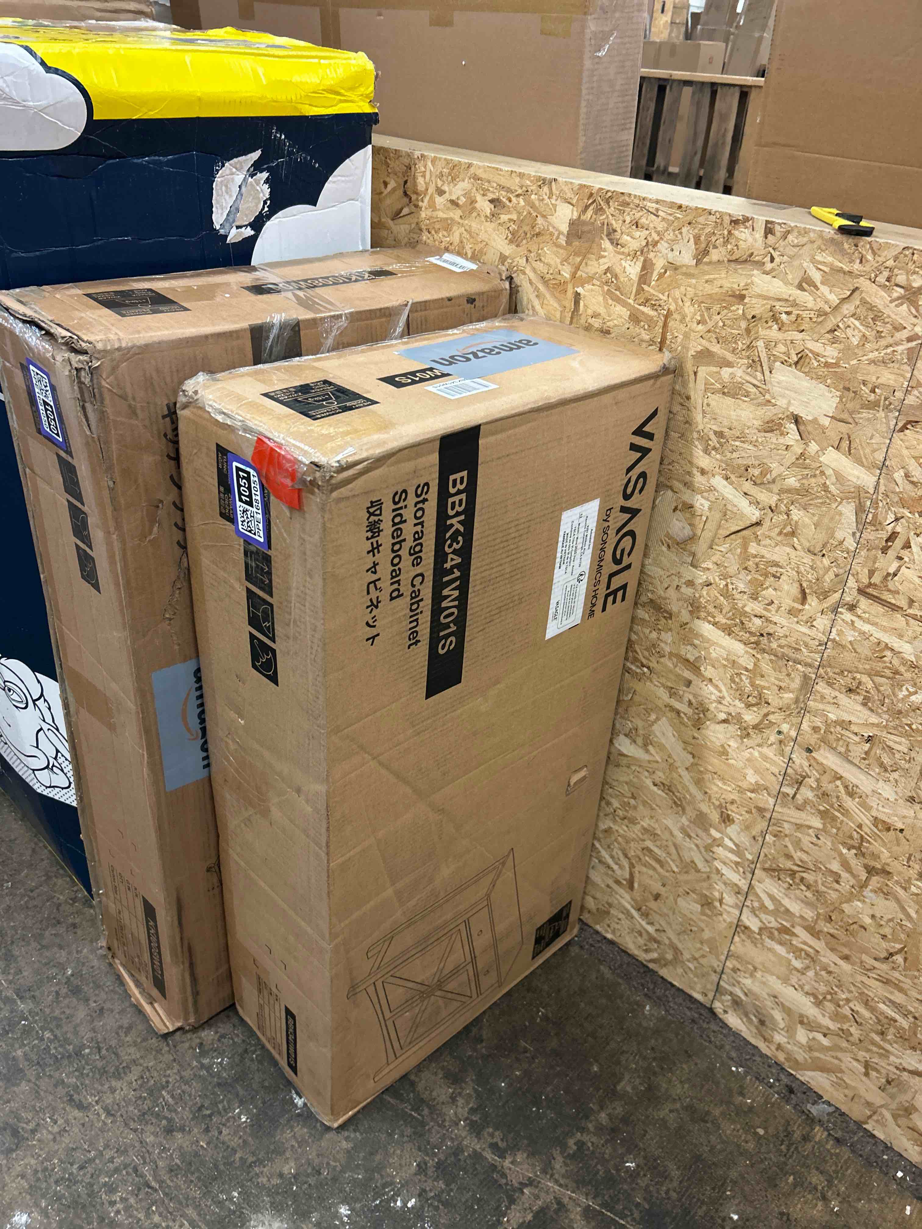 Condition photo showing New/Like New for vasagle liry collection - buffet cabinet, coffee bar cabinet with a drawer, adjustable shelf, sideboard storage with cable hole, drawer divider, rustic white and honey brown ubbk341w01