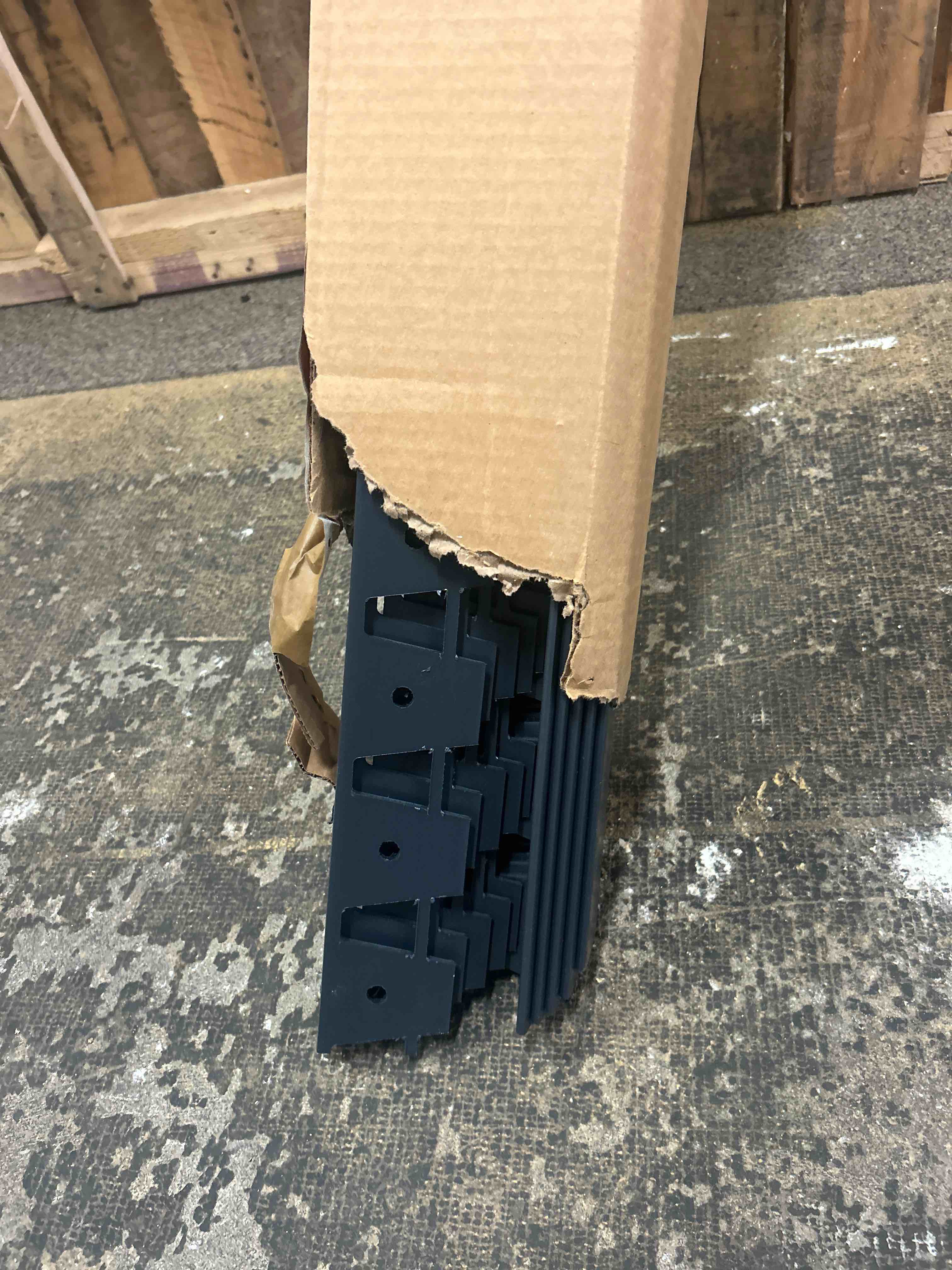 Condition photo showing New/Like New for easyflex snip-to-flex paver edging, 60-feet, black