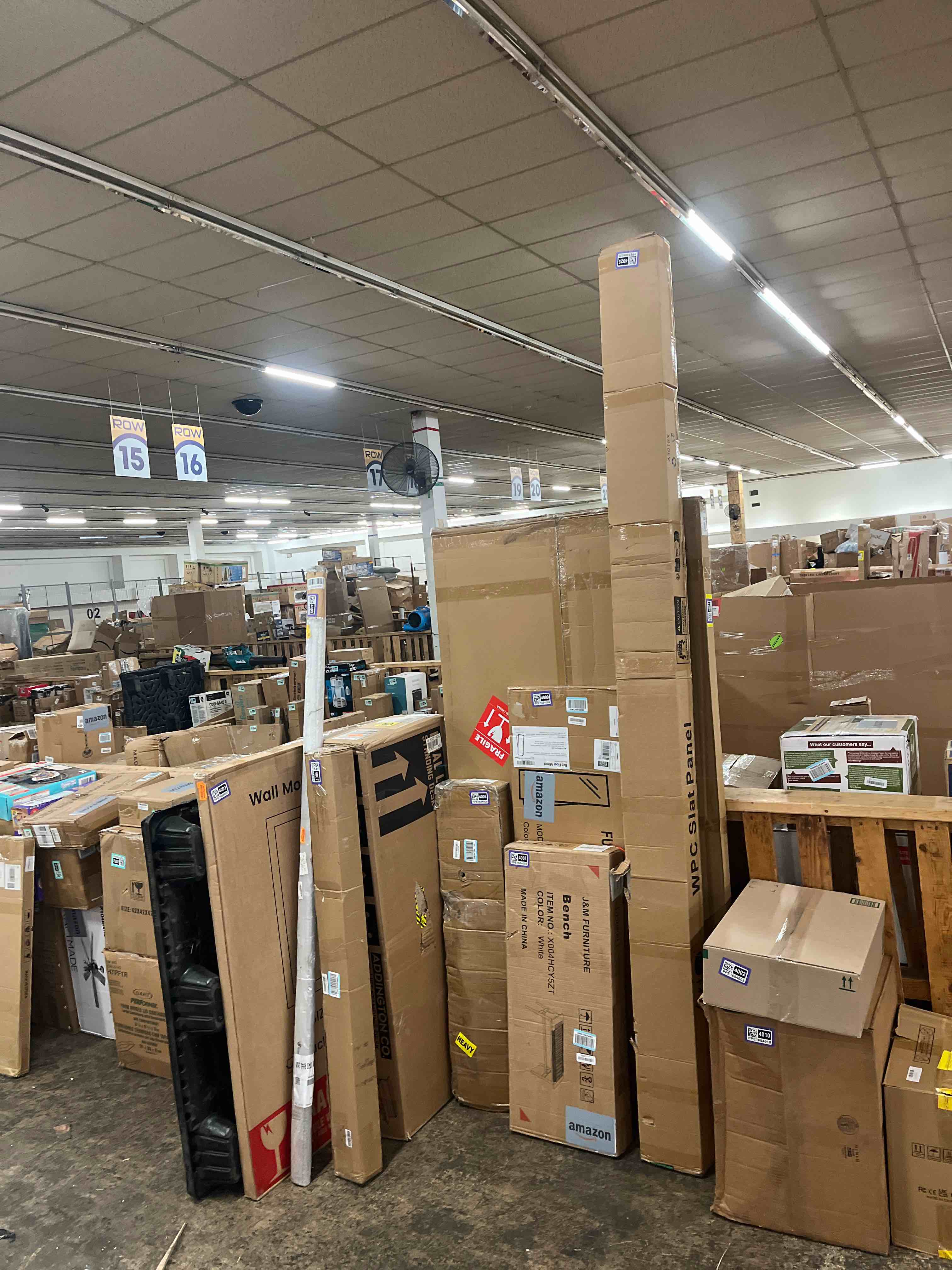 https://s3.amazonaws.com/lotting-images-prod/phillipi/PPE1684025_1760611944513.jpeg