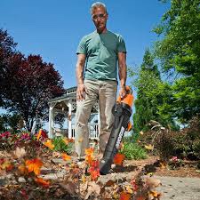Condition photo showing New/Like New for WORX WG509 12 Amp Trivac, 3 in 1 Electric Leaf Blower, Leaf Vacuum & Leaf Mulcher for Lawn Care