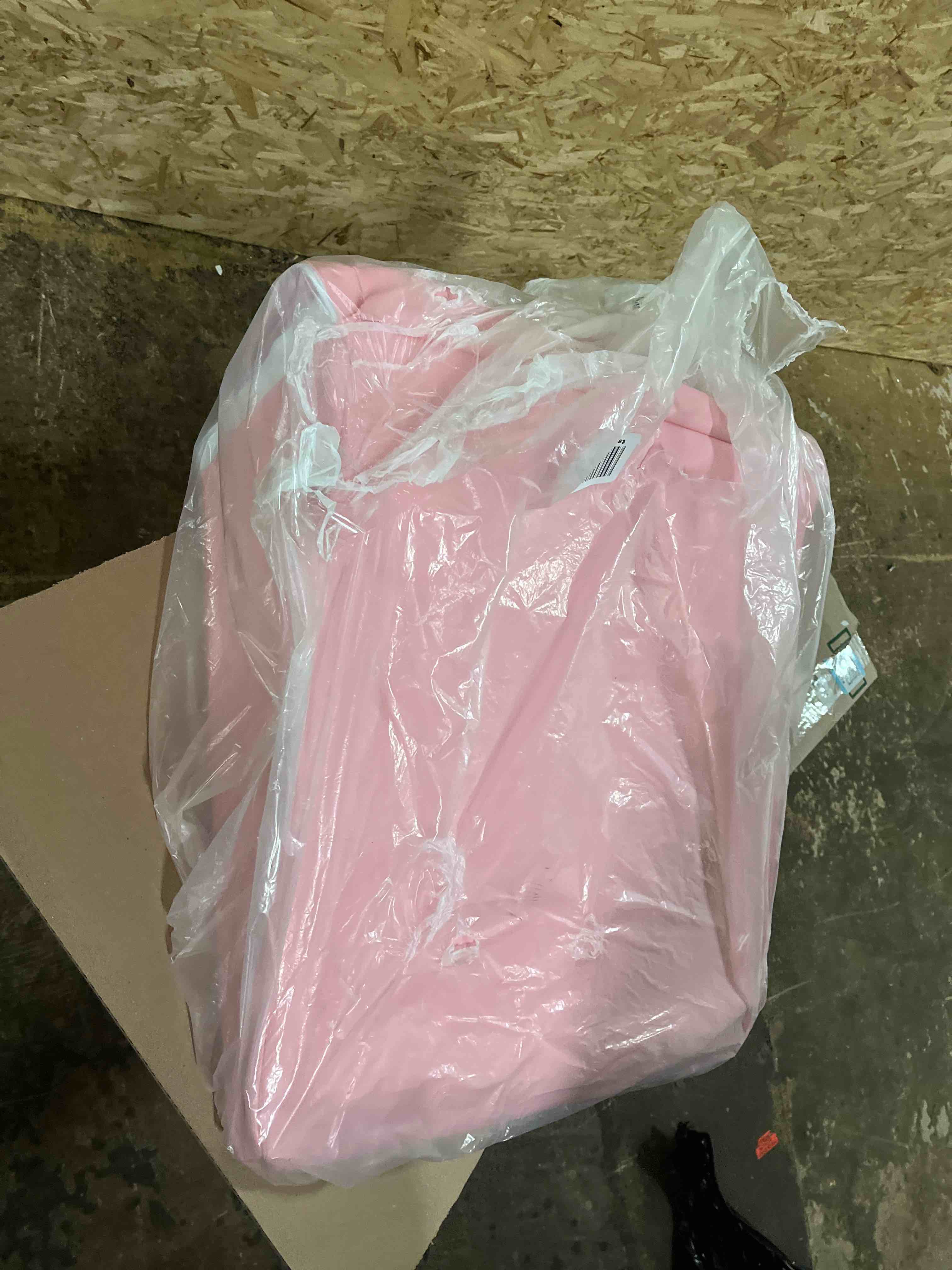Condition photo showing New/Like New for RUDONG M Satin Wedge Pillow Cover 25"x25"x8" - Soft Breathable Zippered Wedge Pillow Case, Machine Washable Pillowcase (Pink, 1 Pack - Pillow Not Included)