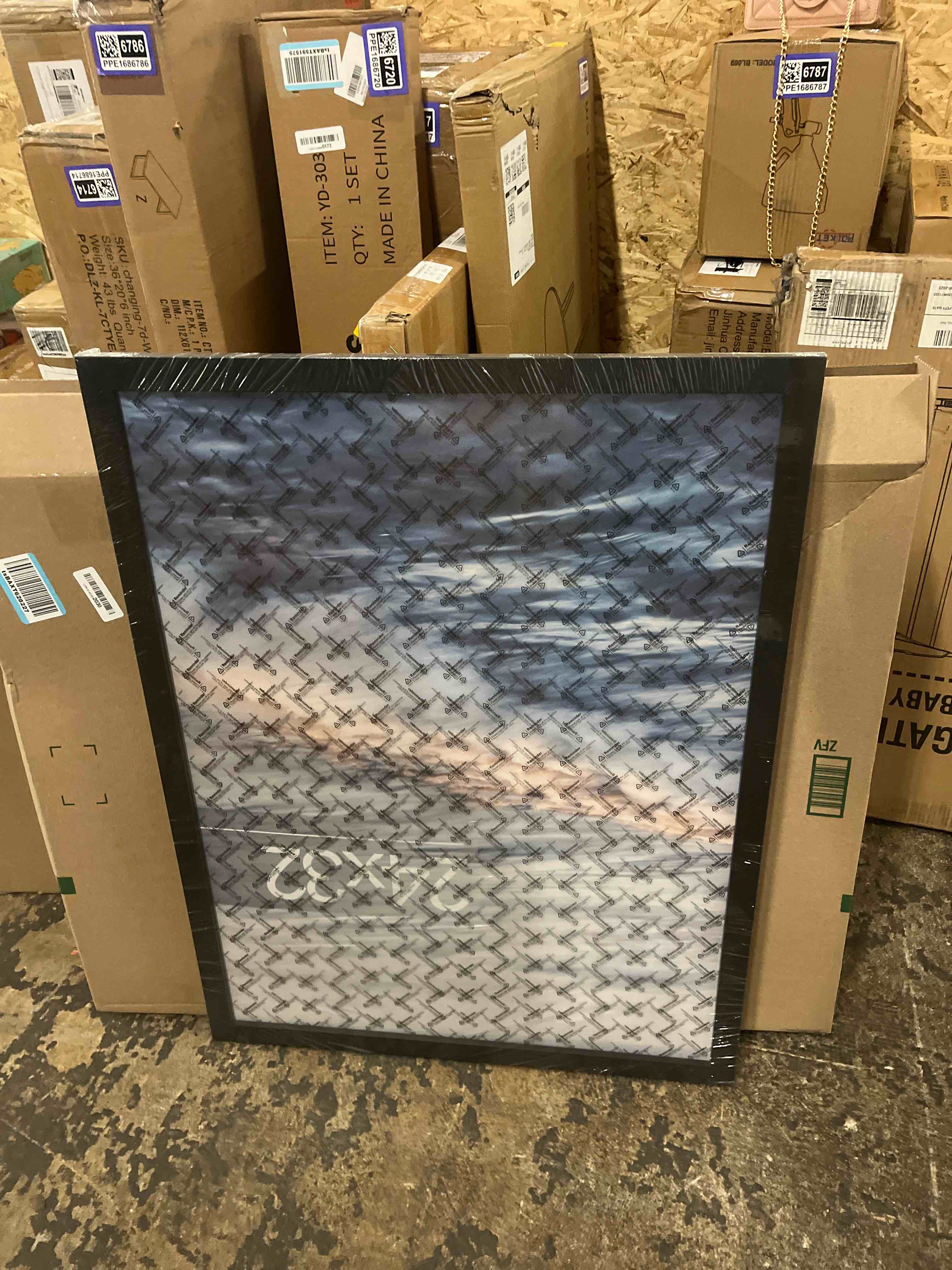 Condition photo showing New/Like New for 24x32 Poster Frame, Black 24 x 32 Frame for Horizontal or Vertical Wall Mounting, 1 Pack