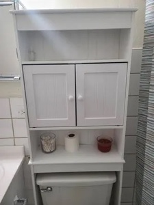 zenna home over the toilet storage cabinet, wooden bathroom storage organizer with glass doors and 3 shelves, bathroom space saver that fits above toilet, white