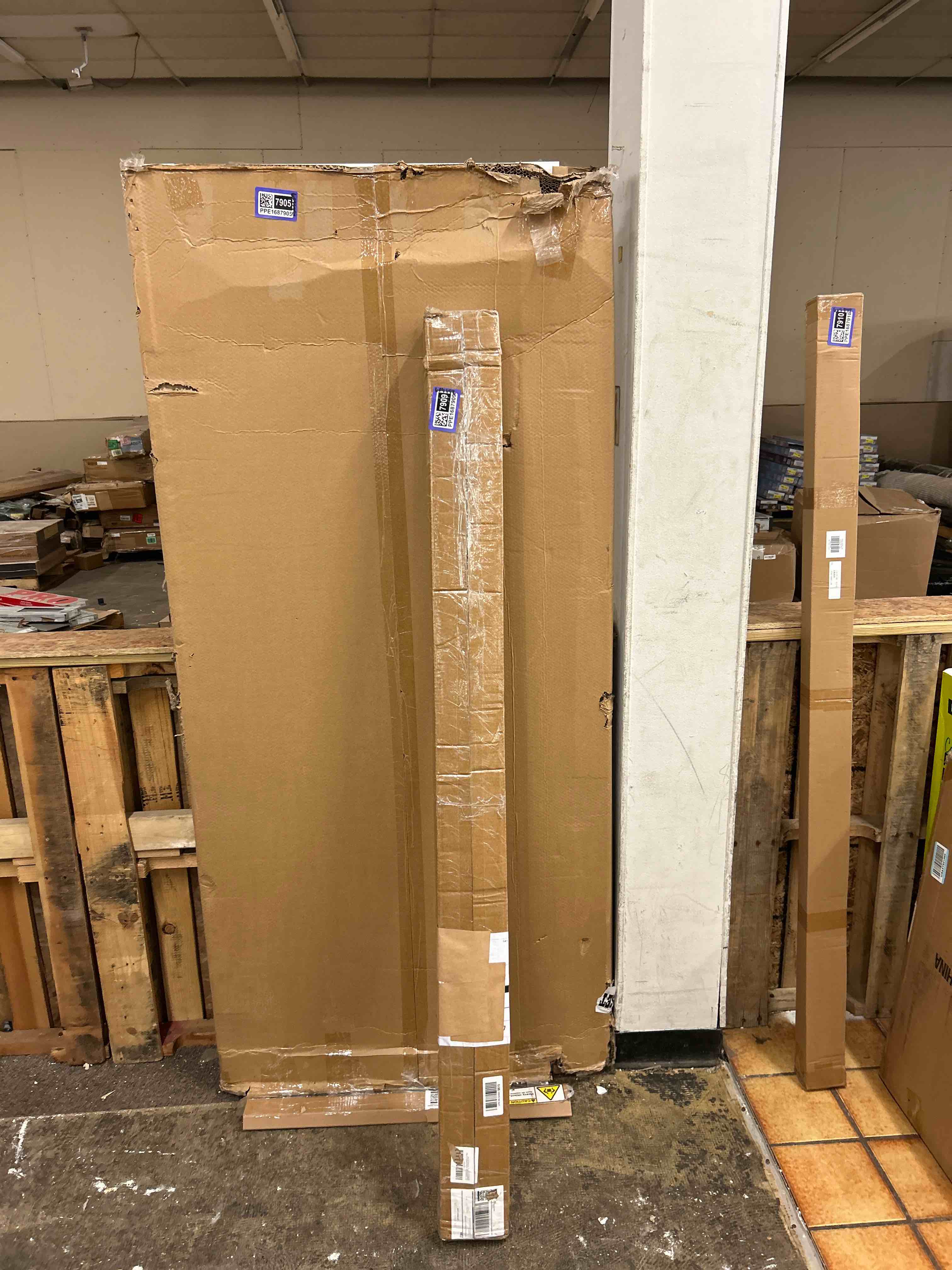 Condition photo showing New/Like New for hand rails for outdoor steps, 5 step handrail & indoor stair railing kit, railings for outdoor steps and hand rails for seniors for porch railing & deck hand rail, 4 to 5 steps white handrails