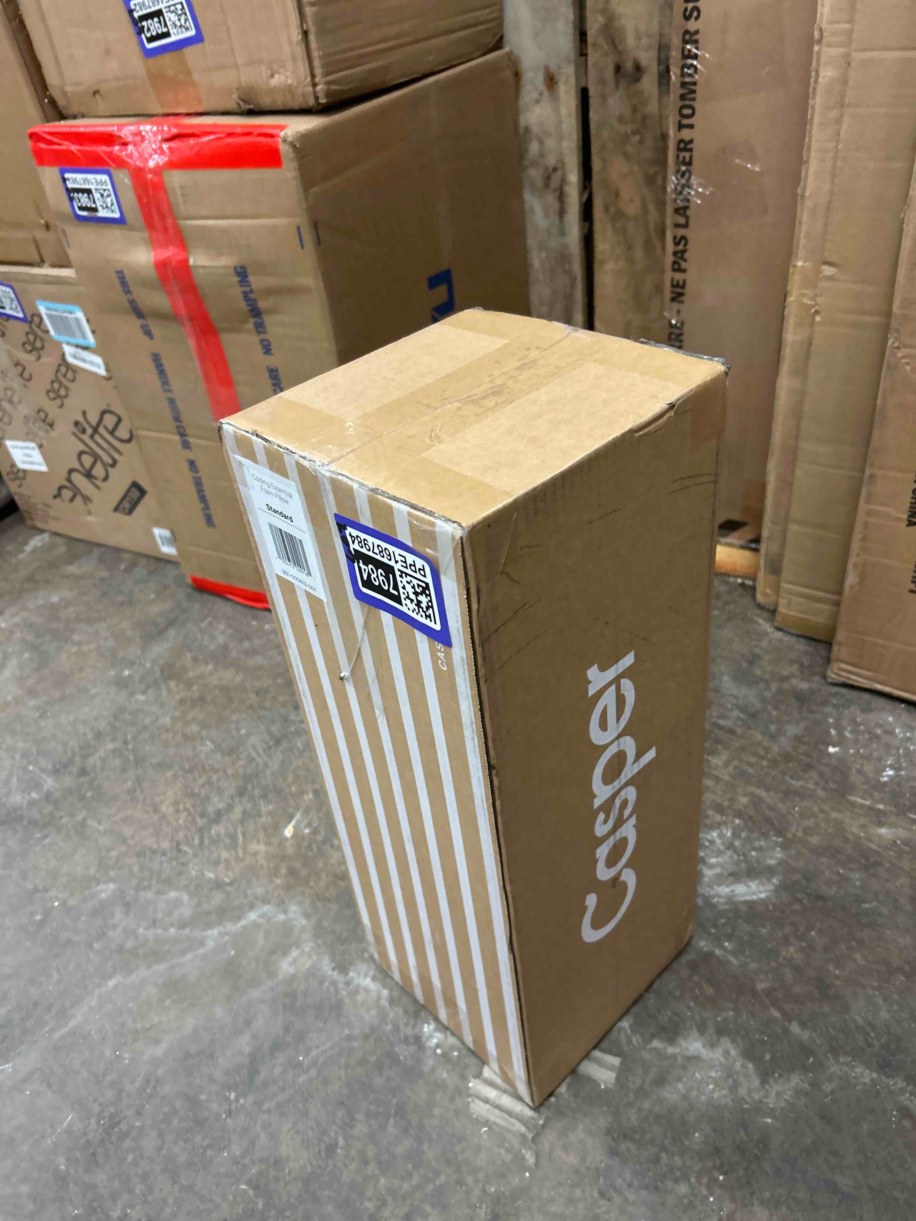 Condition photo showing New/Like New for casper sleep, standard essential cooling foam pillow, white