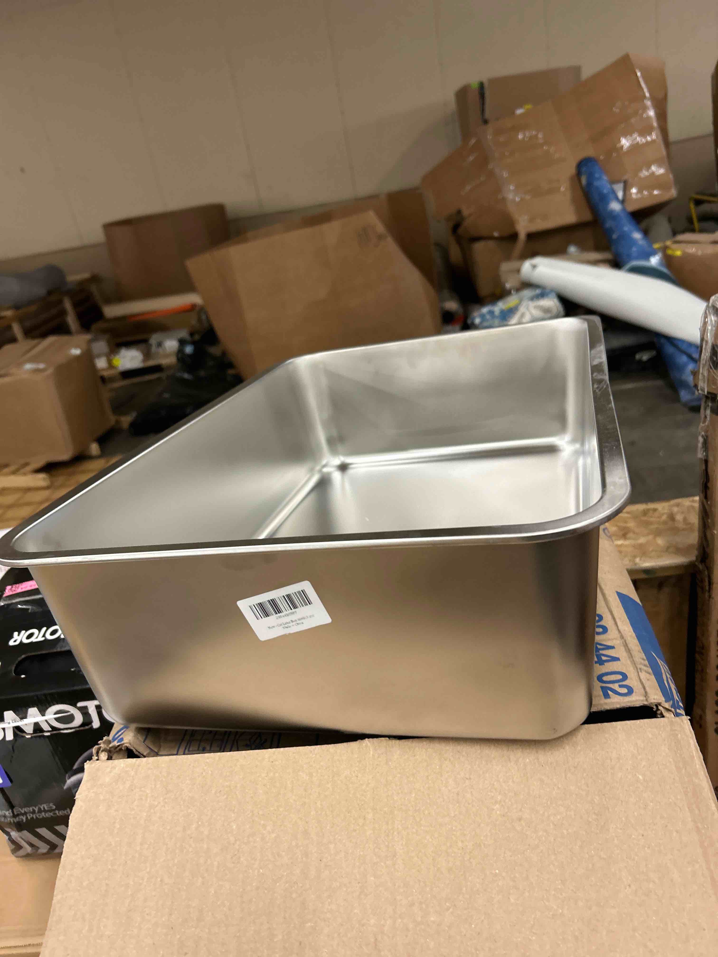 Condition photo showing New/Like New for stainless steel litter box, 23.6“x15.7"x6" deep stainless steel cat litter box extra large, xl metal litterbox for big cats with high sides, non stick surface, easy to clean