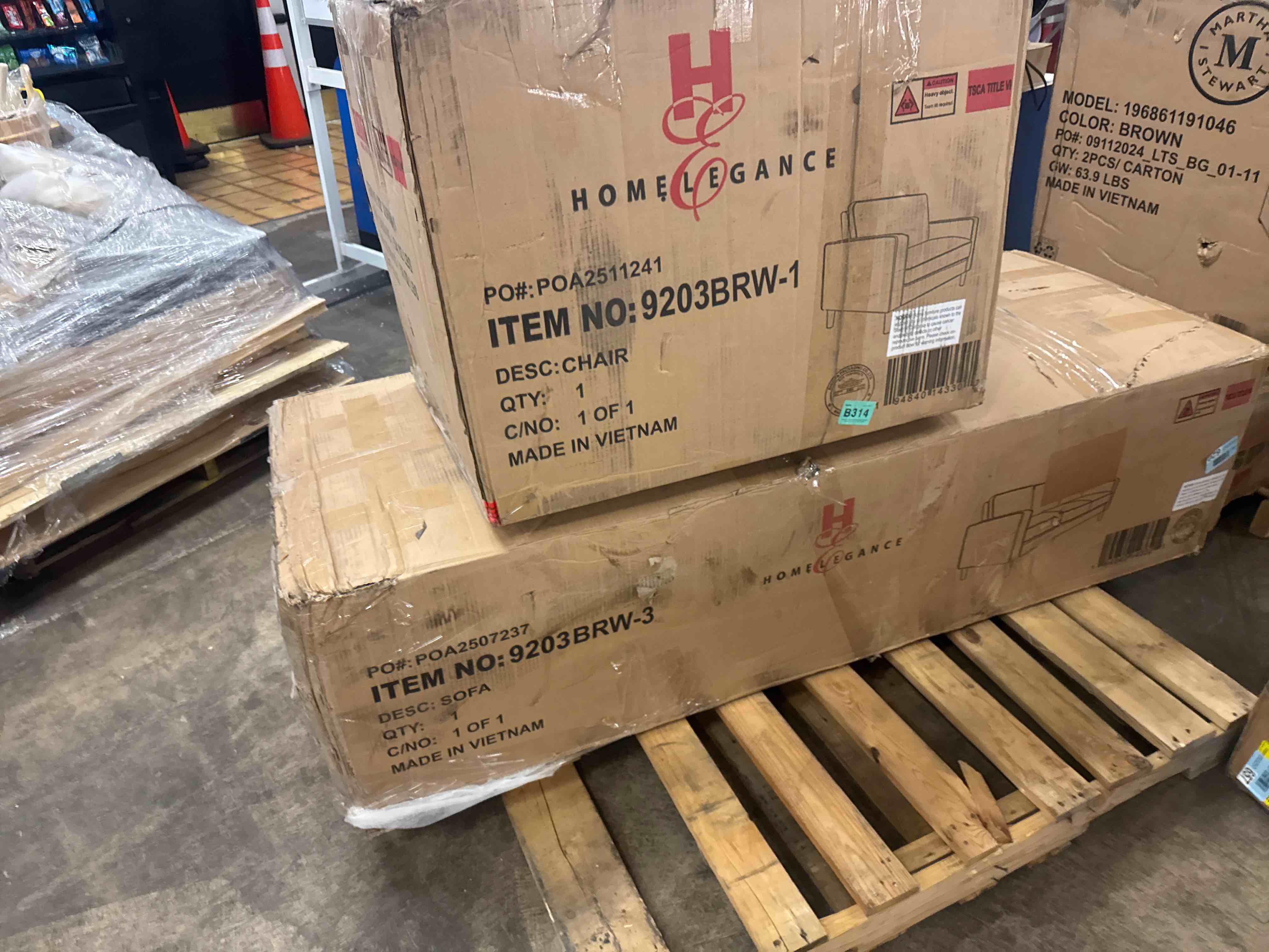 https://s3.amazonaws.com/lotting-images-prod/phillipi/PPE1688396_1777390458198.jpeg