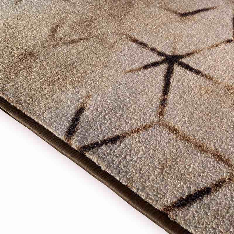 Condition photo showing New/Like New for shilynn non-slip bath rug – soft absorbent polyester, skid-resistant backing, machine washable (2’ 2” x 2’)