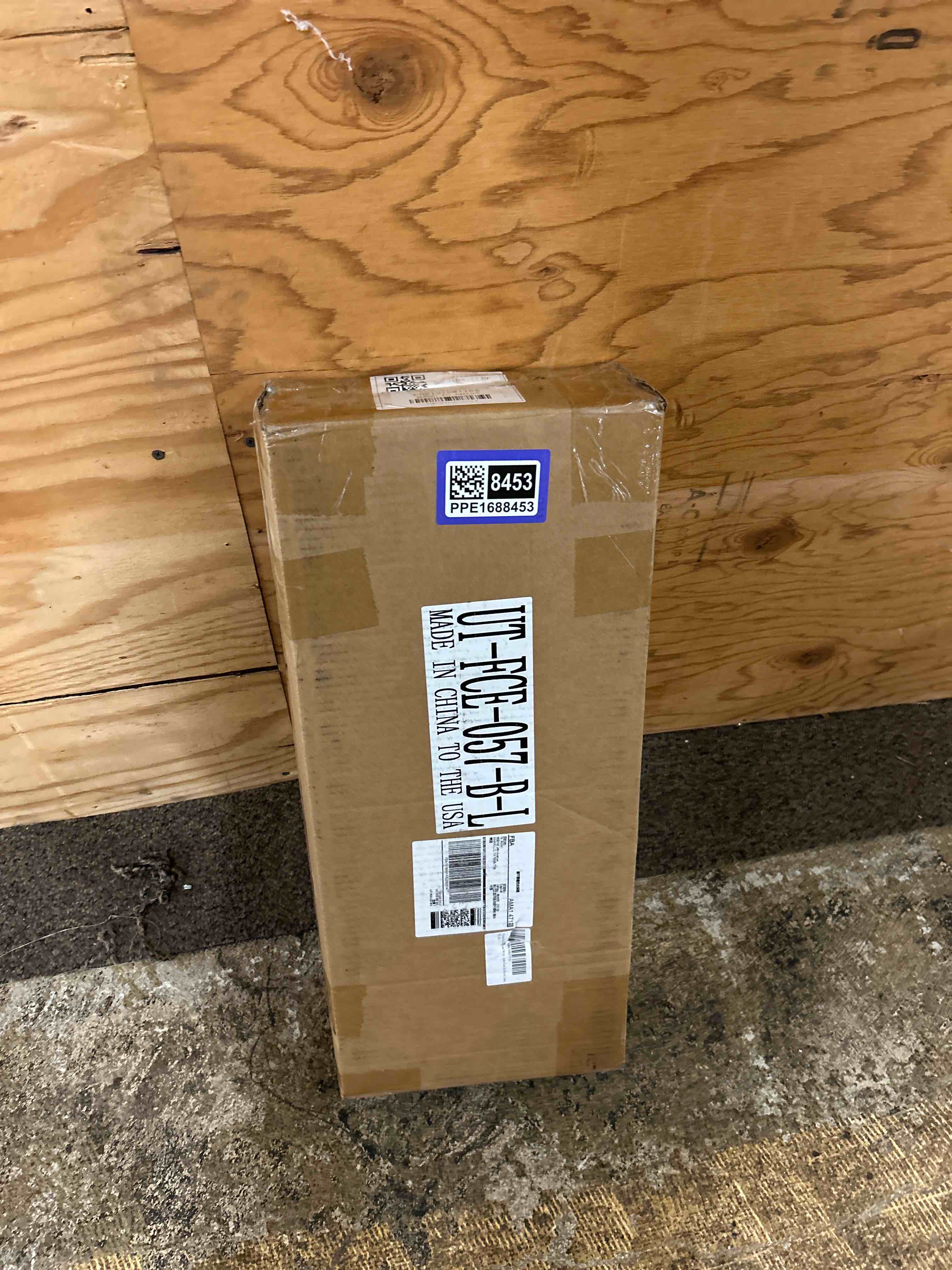 Condition photo showing New/Like New for chrome left side door mirrors cover fit for 2005-2017 for freightliner century for columbia truck side mirrors covers