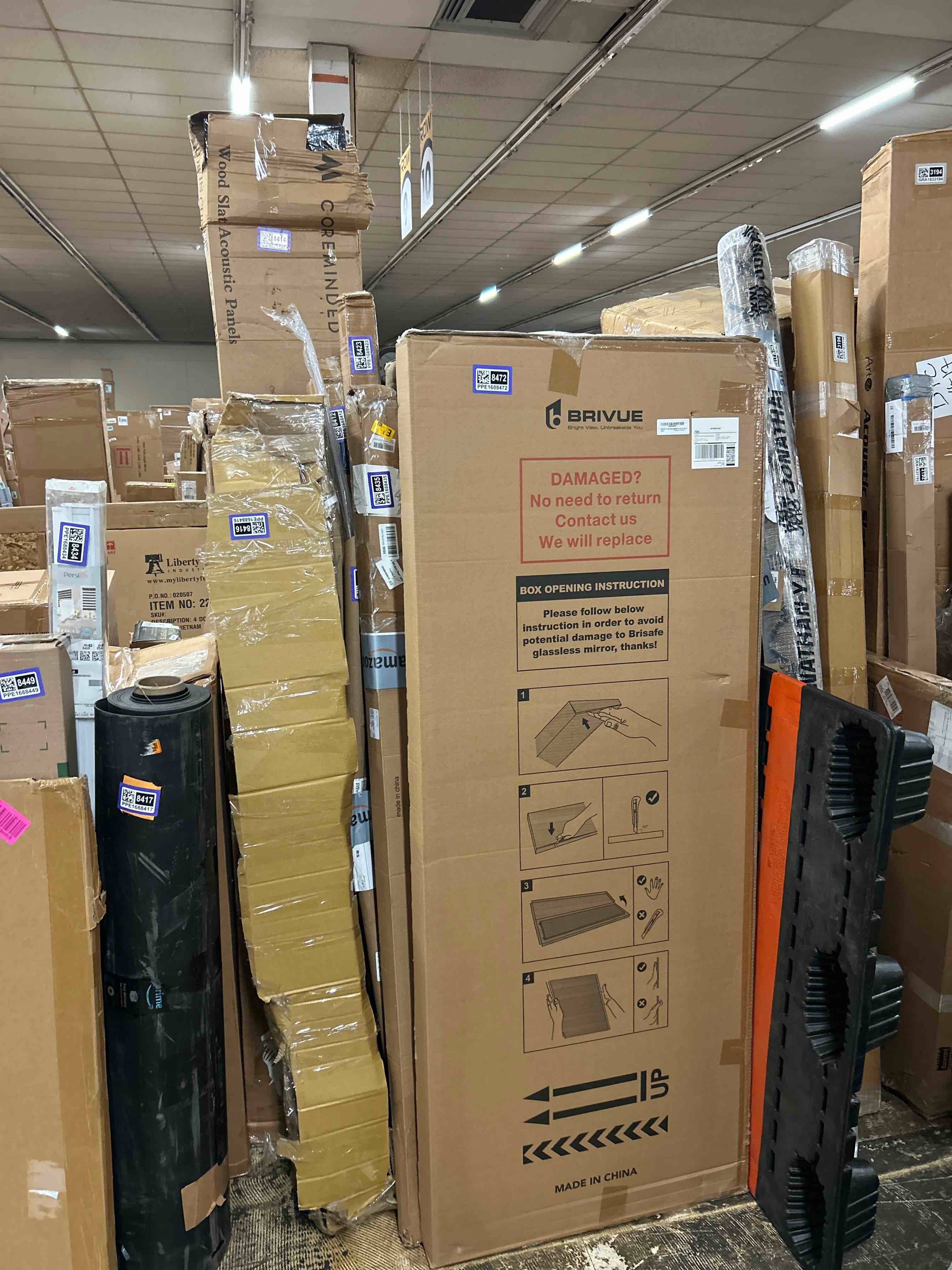 Condition photo showing New/Like New for 71"x26" full length mirror with stand, lightweight & easy to move, free-standing mirror for dressing room bedroom, 3-in-1 usage, shatterproof glassless floor mirror kid & pet friendly (gold)