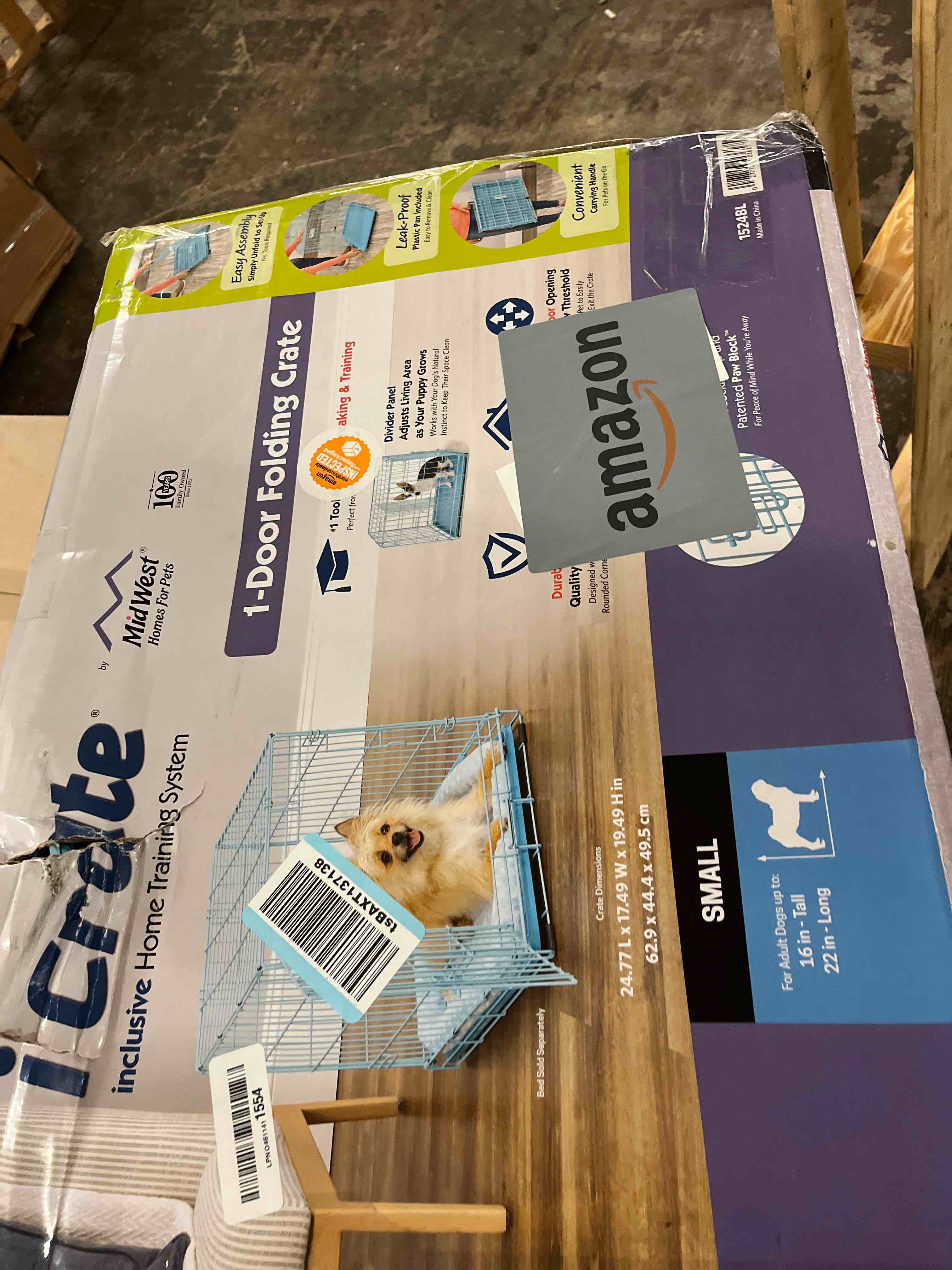 Condition photo showing New/Like New for blue dog crate | midwest icrate 24 blue folding metal dog crate w/ divider panel floor protecting feet & leak proof dog tray | 24l x 18w x 19h inches small