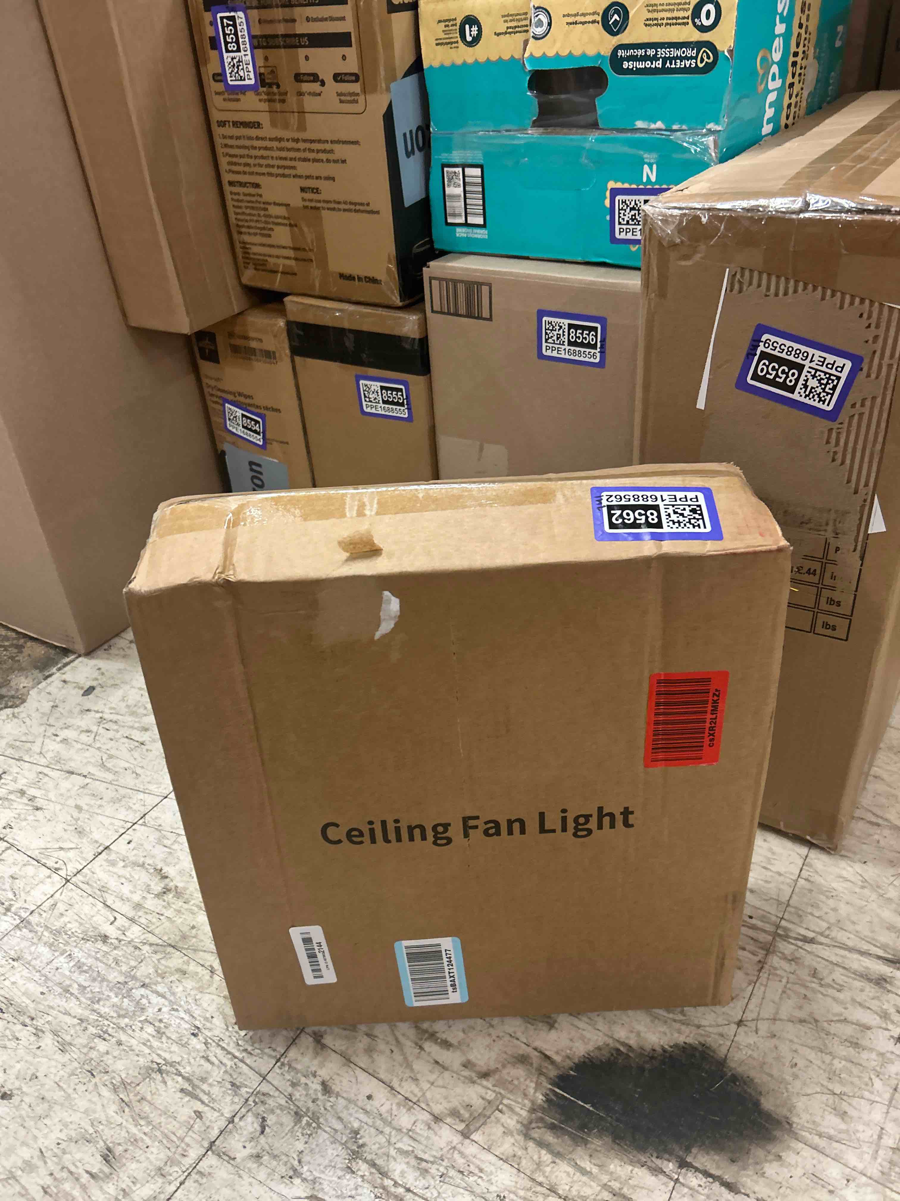 Condition photo showing New/Like New for kdg 15.8" low profile led ceiling fans with light, reversible flush mount with remote and 6 winds speeds fan lighting, 3 colors dimmable for bedroom, living room, kids, dinning room, kitchen (black)