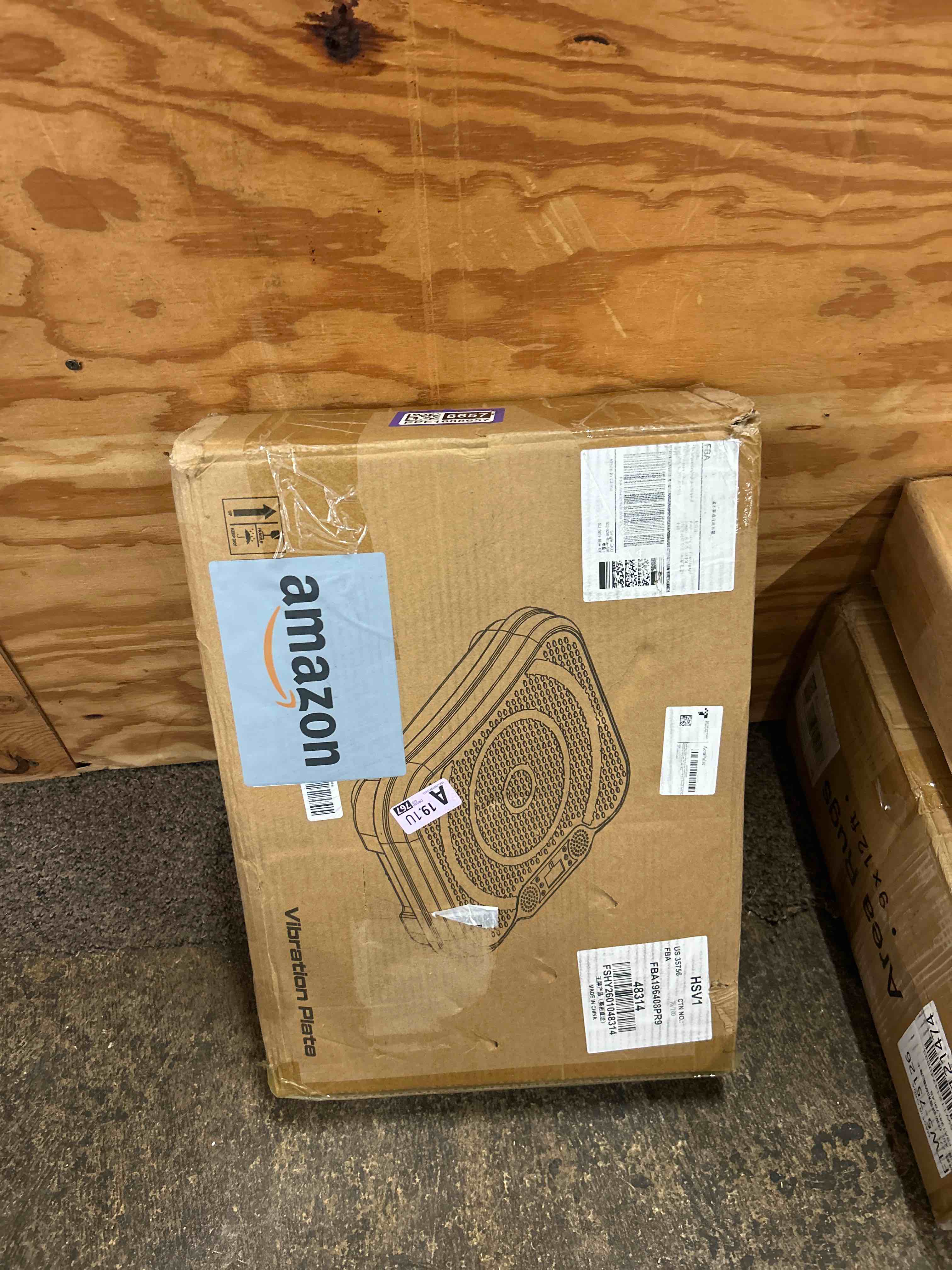 Condition photo showing New/Like New for aorapulse vibration plate exercise machine, vibration plate for lymphatic drainage weight loss, 400 lbs capacity full body workout vibrate fitness platform for home women men