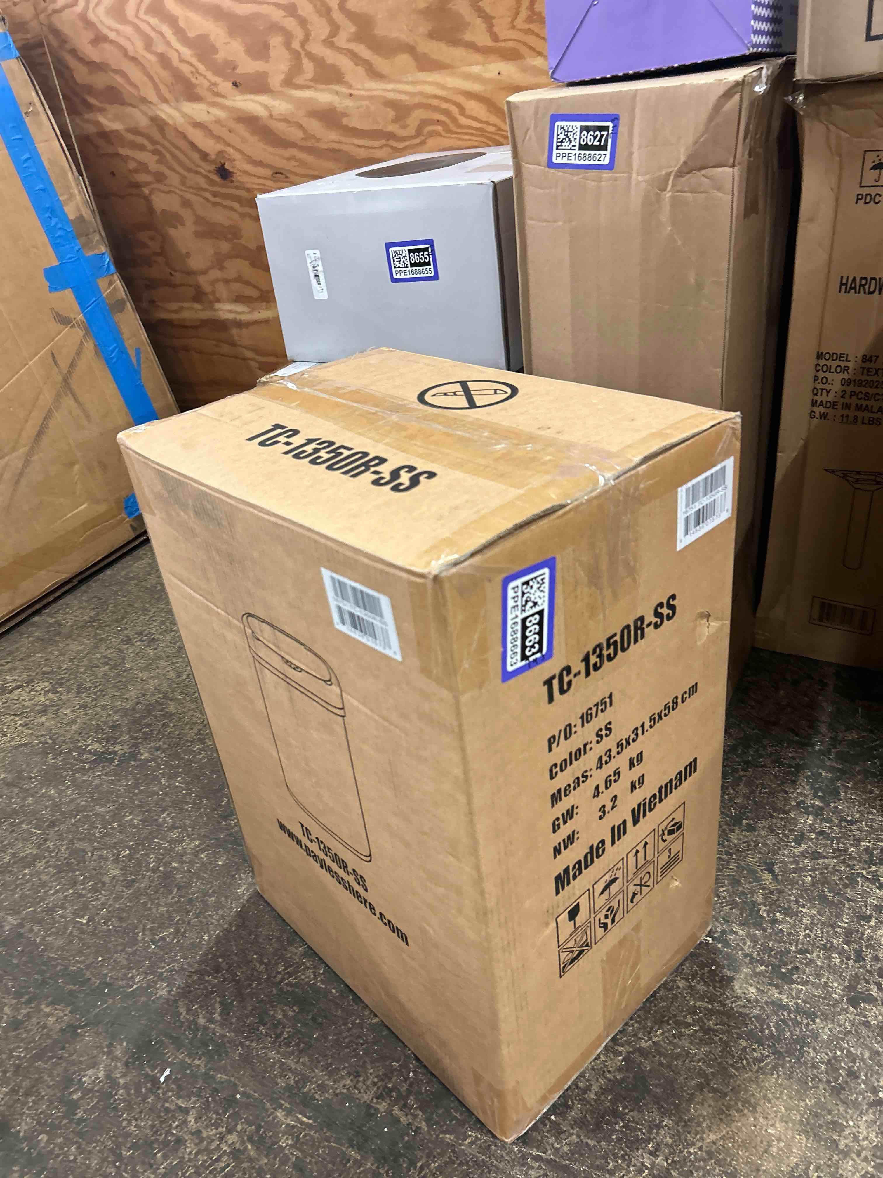 Condition photo showing New/Like New for 13.2 gal deodorizer touchless stainless steel trash can automatic motion sensor