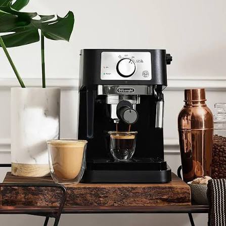 De'Longhi Stilosa Manual Espresso Machine, Latte & Cappuccino Maker, 15 Bar Pump Pressure + Milk Frother Steam Wand, Black / Stainless, EC260BK, 13.5 x 8.07 x 11.22 inches