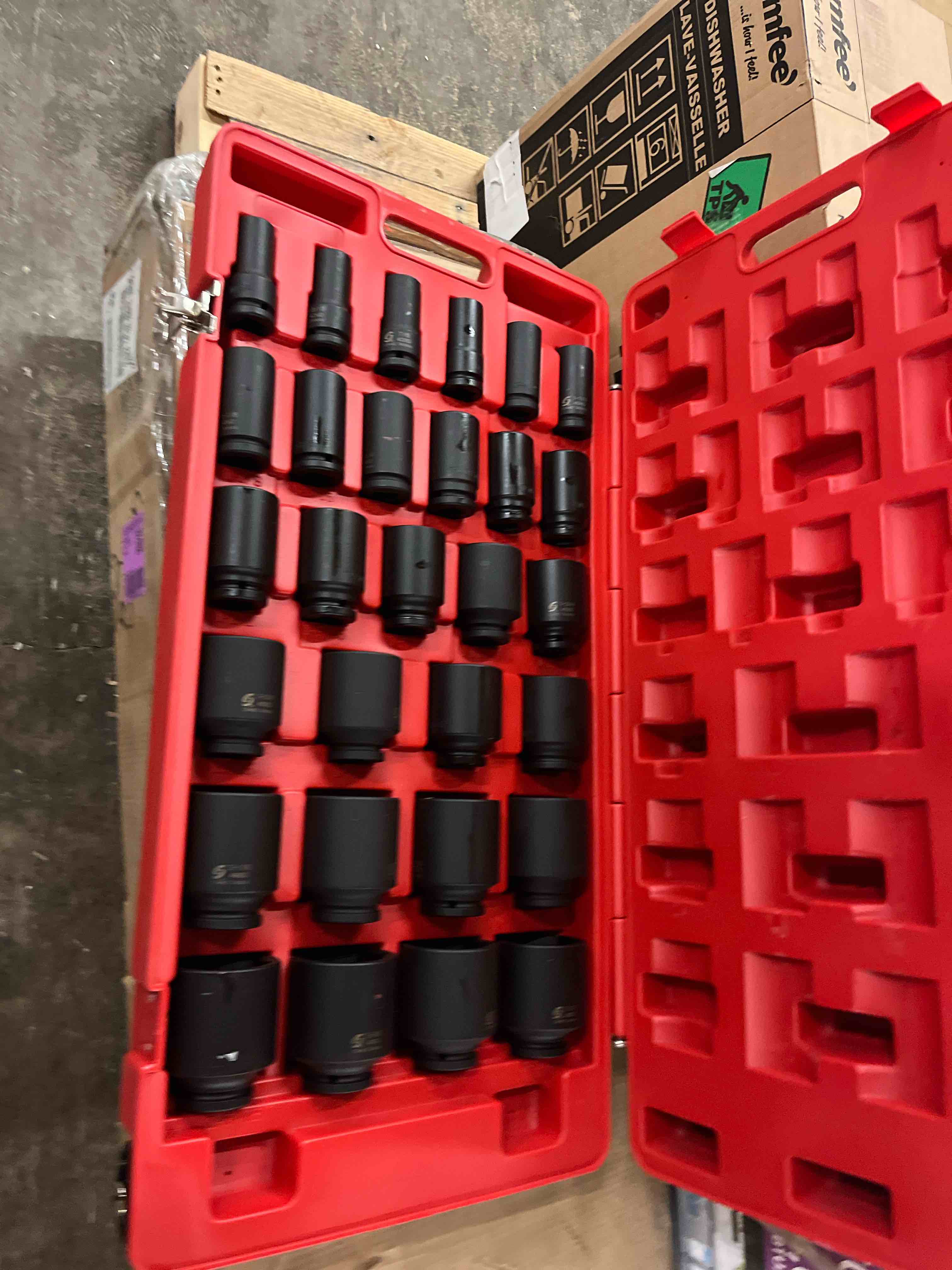 Condition photo showing New/Like New for sunex 3646, 3/8 inch drive low profile impact hex driver set, 16-piece, sae/metric, 1/4 inch - 3/4 inch, 6mm - 19mm, cr-mo steel, dual size markings, heavy duty storage case, meets ansi standards