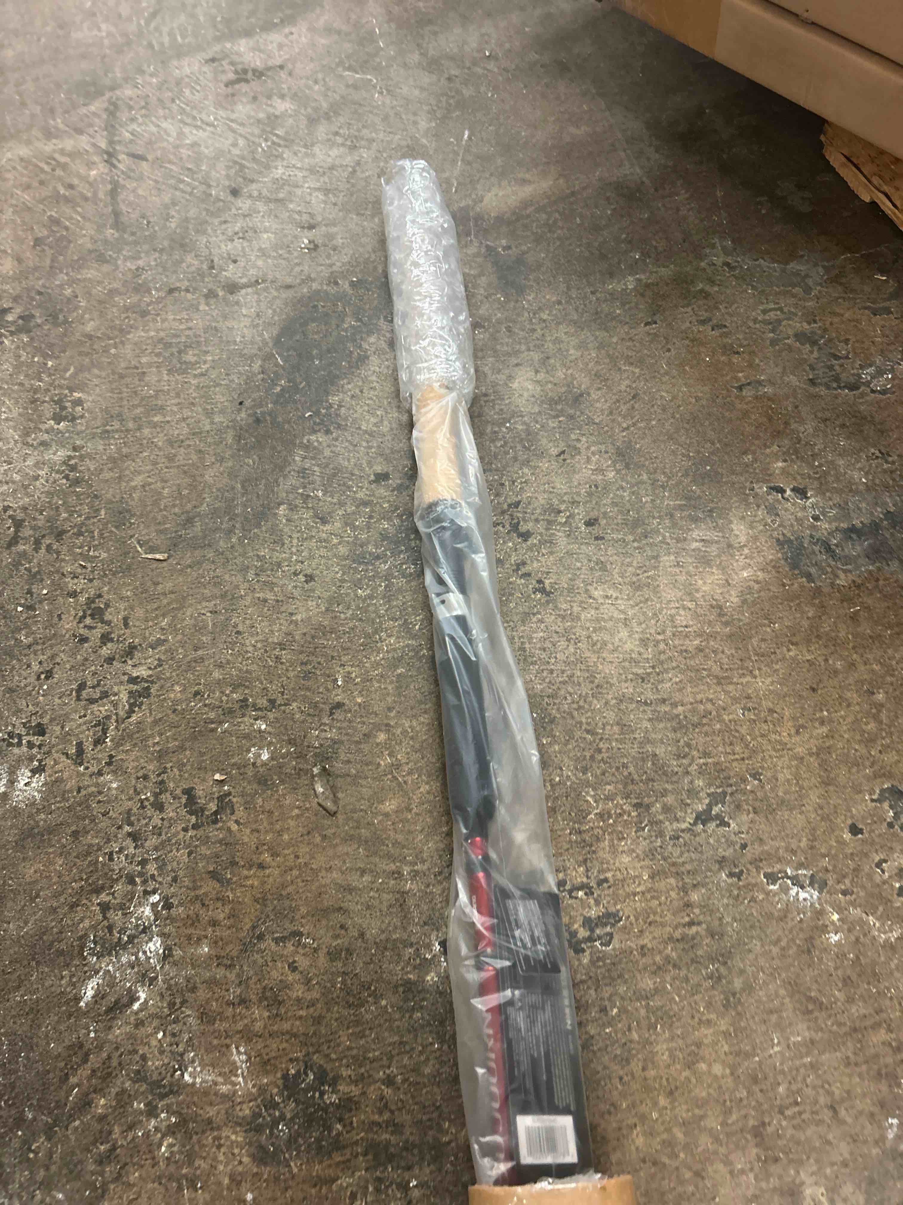 Condition photo showing New/Like New for shimano fishing sojourn muskie 70 h cst c freshwater muskie casting [sjcm70hc]