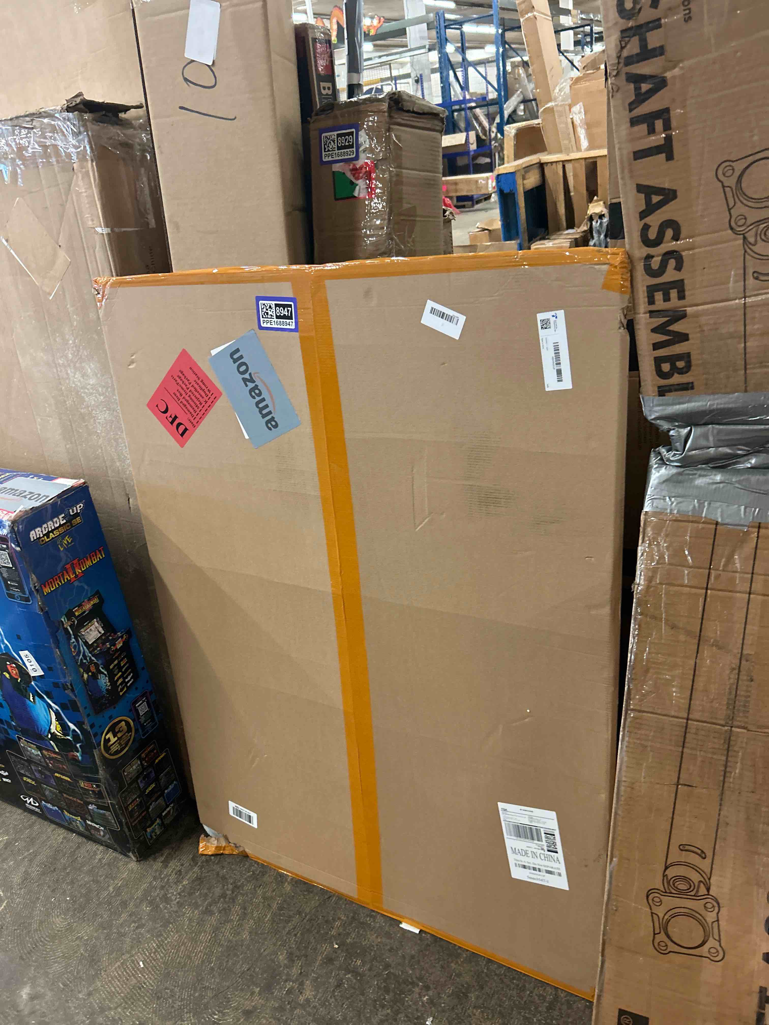 Condition photo showing New/Like New for [upgraded version] crystal clear 1/5" thick 47" x 35" heavy duty hard chair mat, can be used on carpet or hard floor