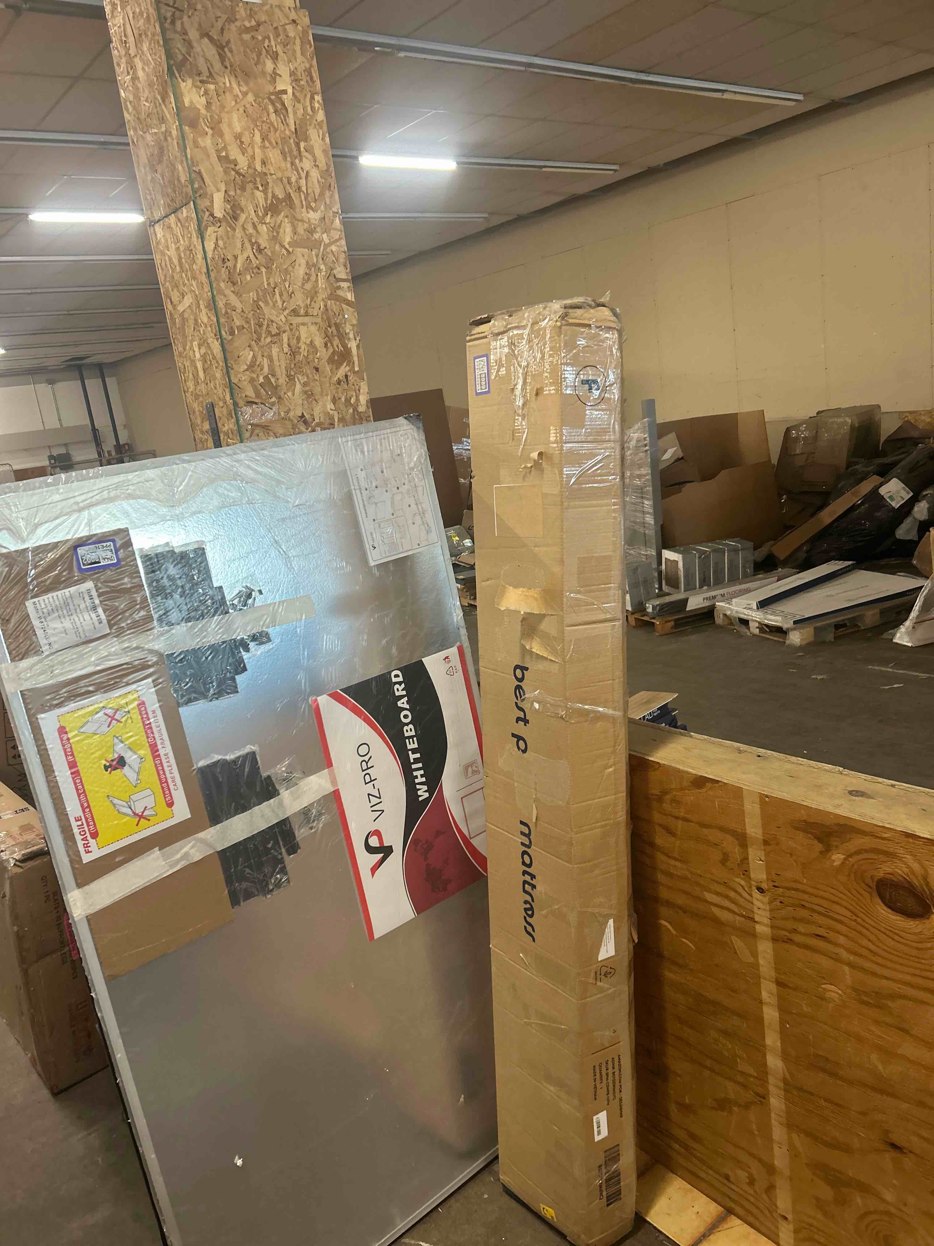 Condition photo showing New/Like New for mellow naturalista classic - 12 inch solid wood platform bed with wooden slats, no box spring needed, easy assembly, full, natural pine