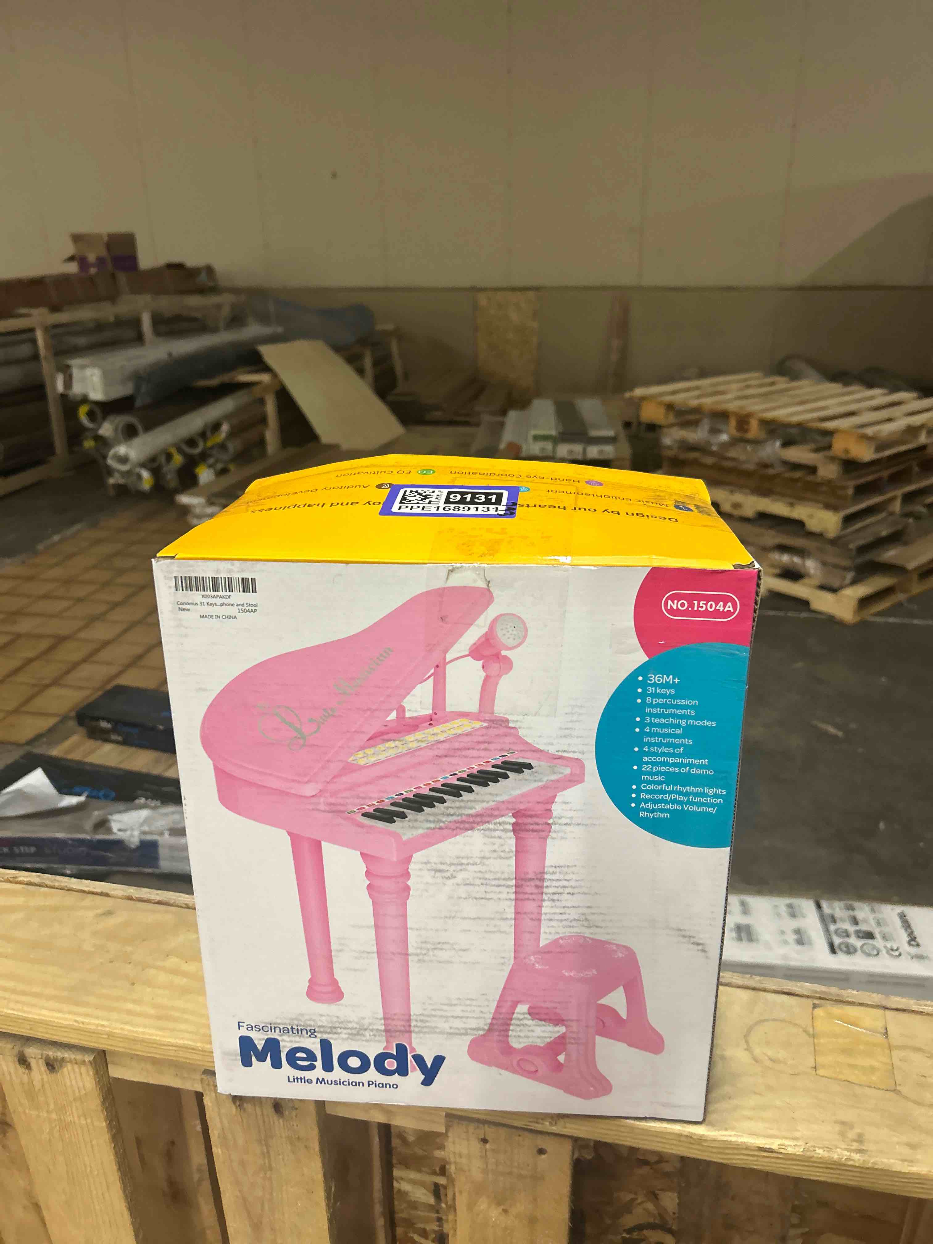 Condition photo showing New/Like New for conomus 31 keys piano keyboard toy for kids, birthday gift for 1 2 year old girls-pink musical piano toy for toddlers with microphone and stool