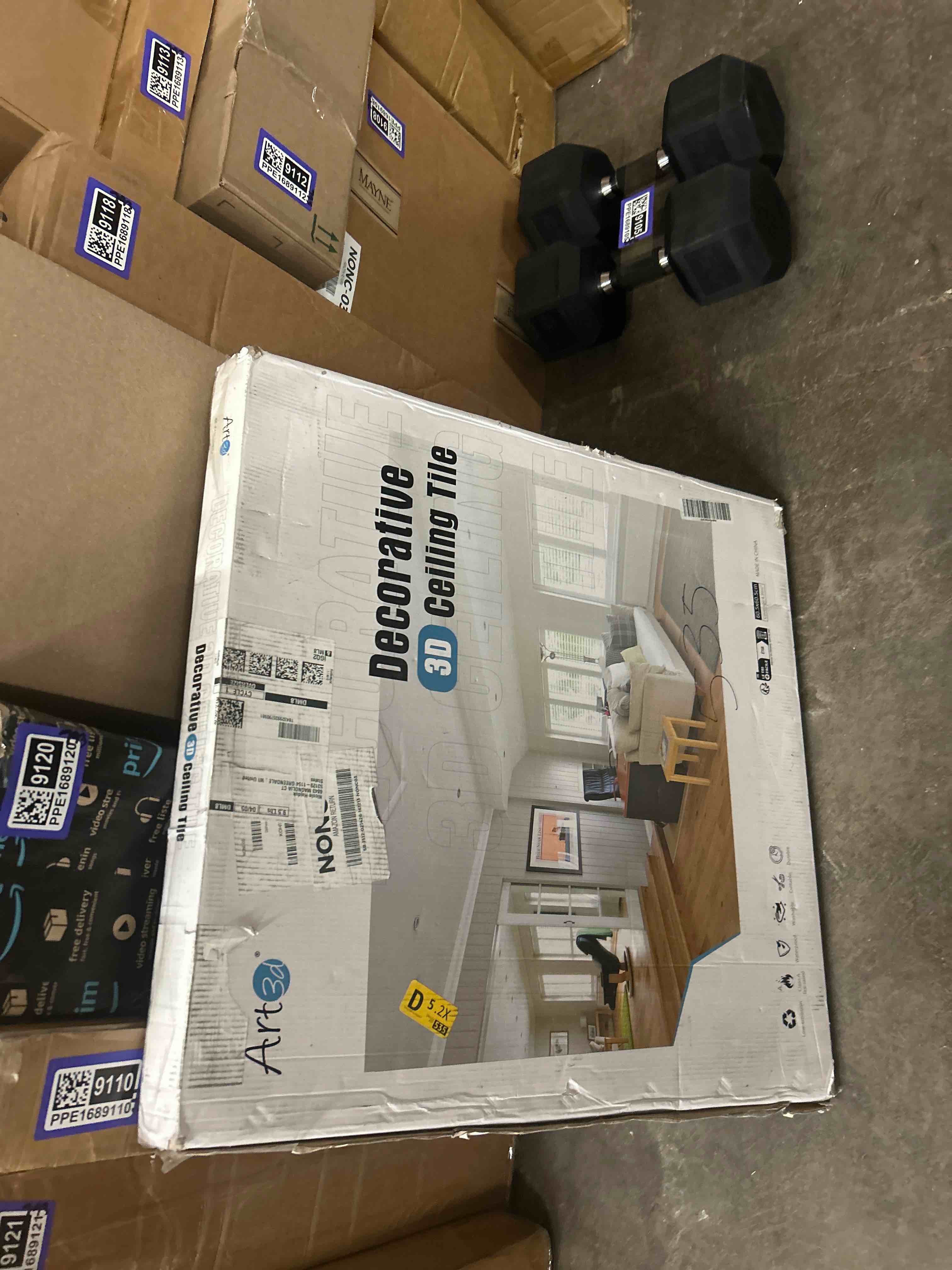 Condition photo showing New/Like New for art3d drop ceiling tiles 24x24 inch (12-pack, 48 sq.ft) – glue up pvc ceiling tiles 2x2 ft., decorative ceiling panels for kitchen, living room, office and home, white