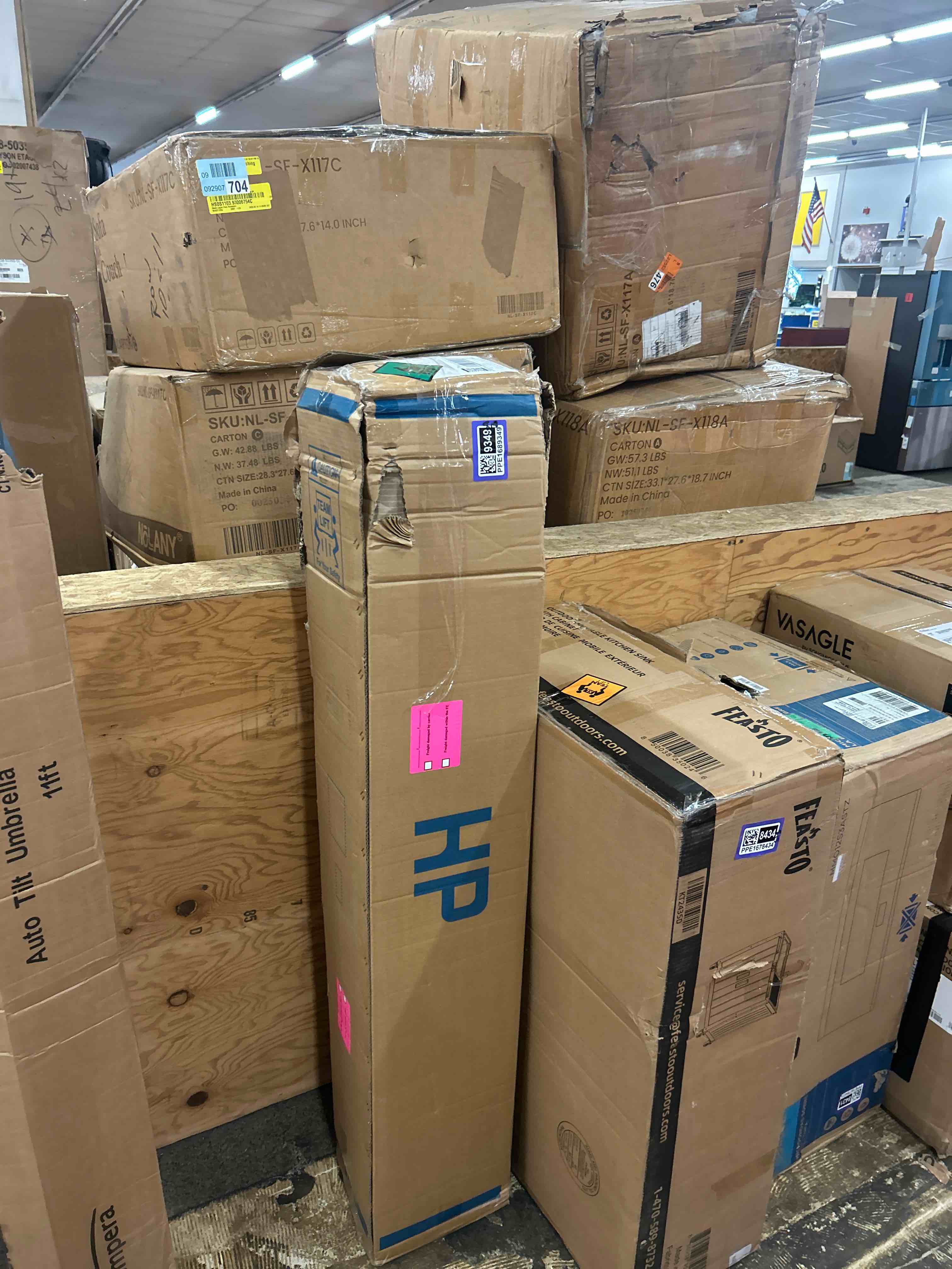 Condition photo showing New/Like New for happiland full mattress, 10 inch memory foam hybrid mattress in a box, with upgrade individually pocket springs, pressure relief, breathable comfort and durable, certipur-us, medium firm