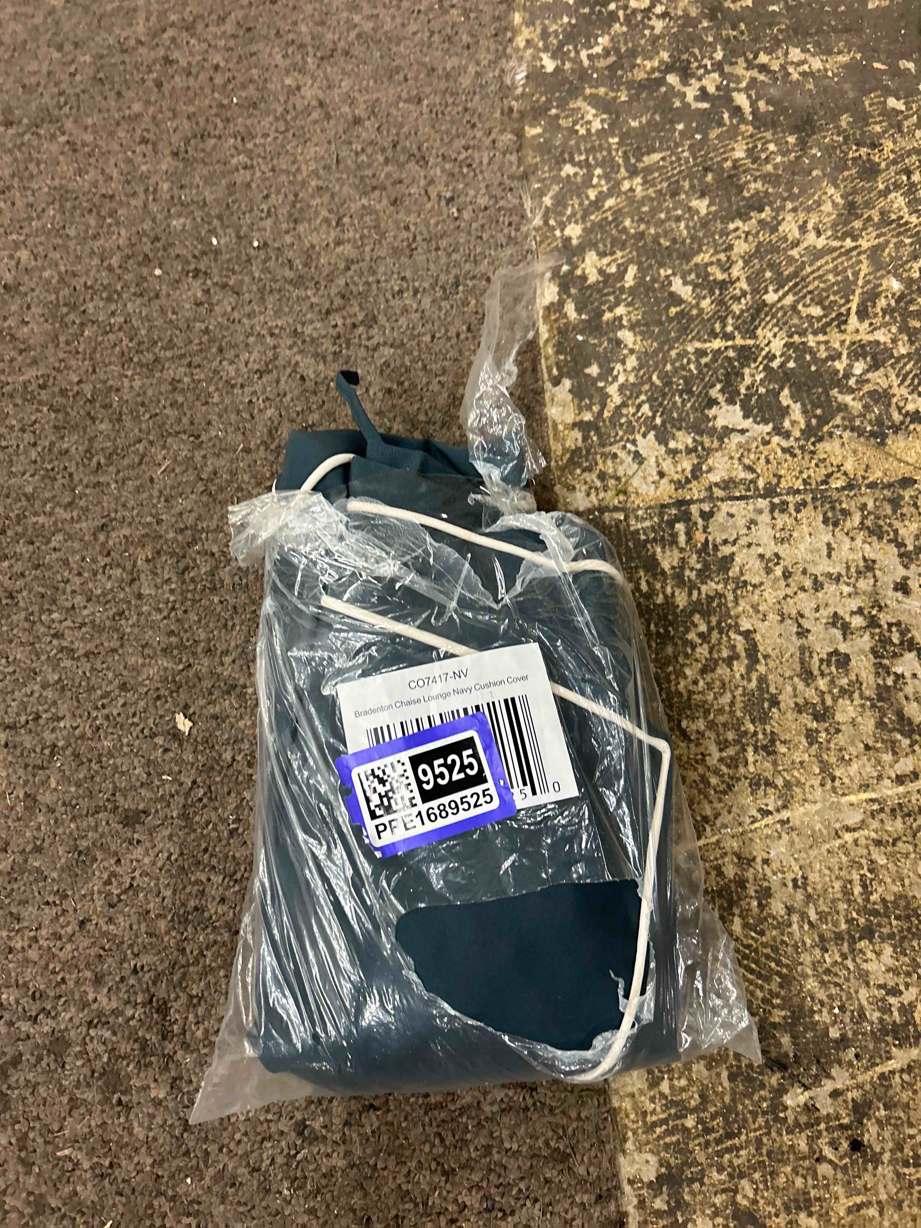 Condition photo showing Good Condition for outdoor swing seat cushion cover, 6-inch waterproof double patio cover with anti-cat scratch cloth (cushion not included) (blue)