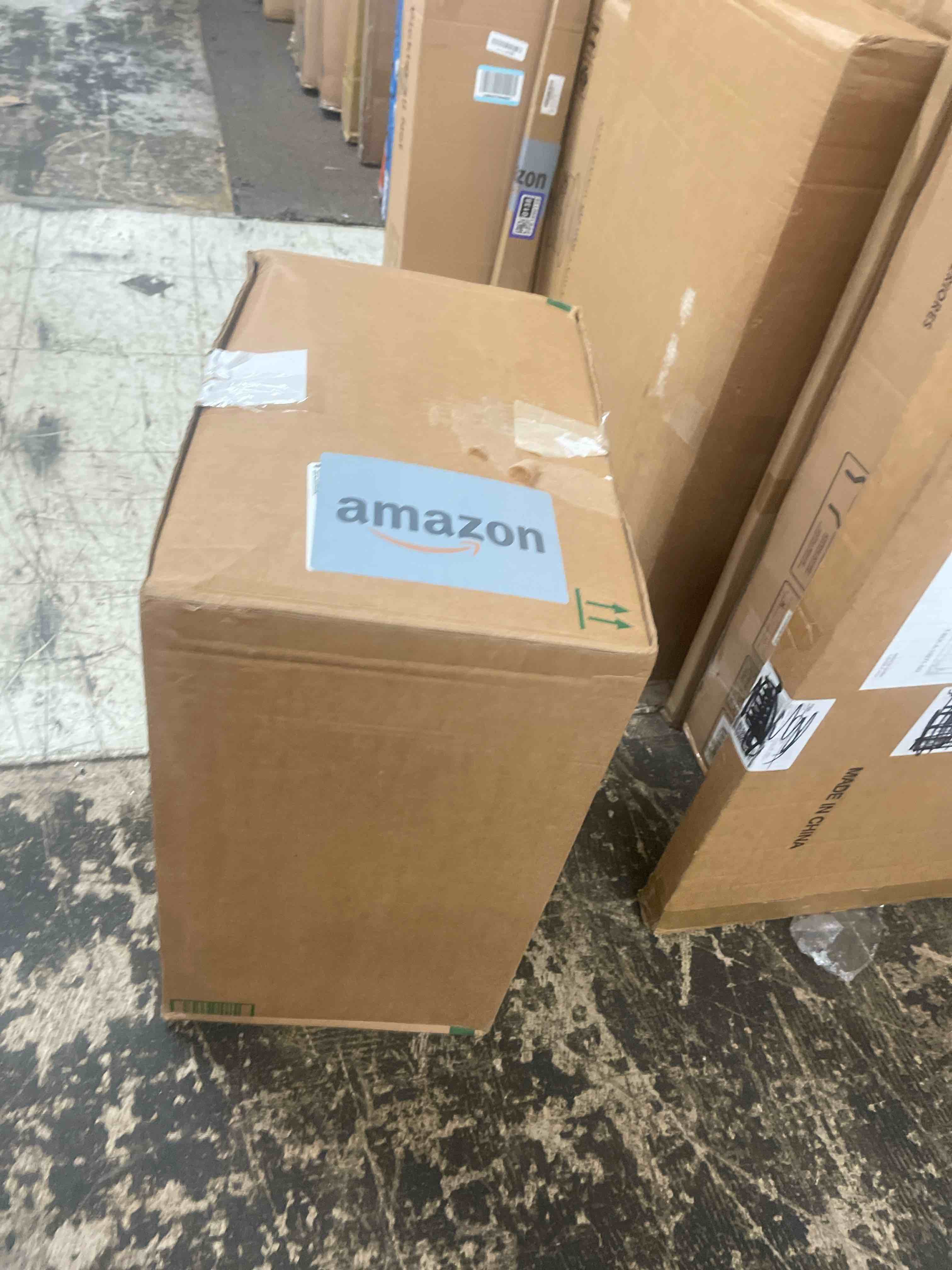 https://s3.amazonaws.com/lotting-images-prod/phillipi/PPE1690140_1754651596458.jpeg