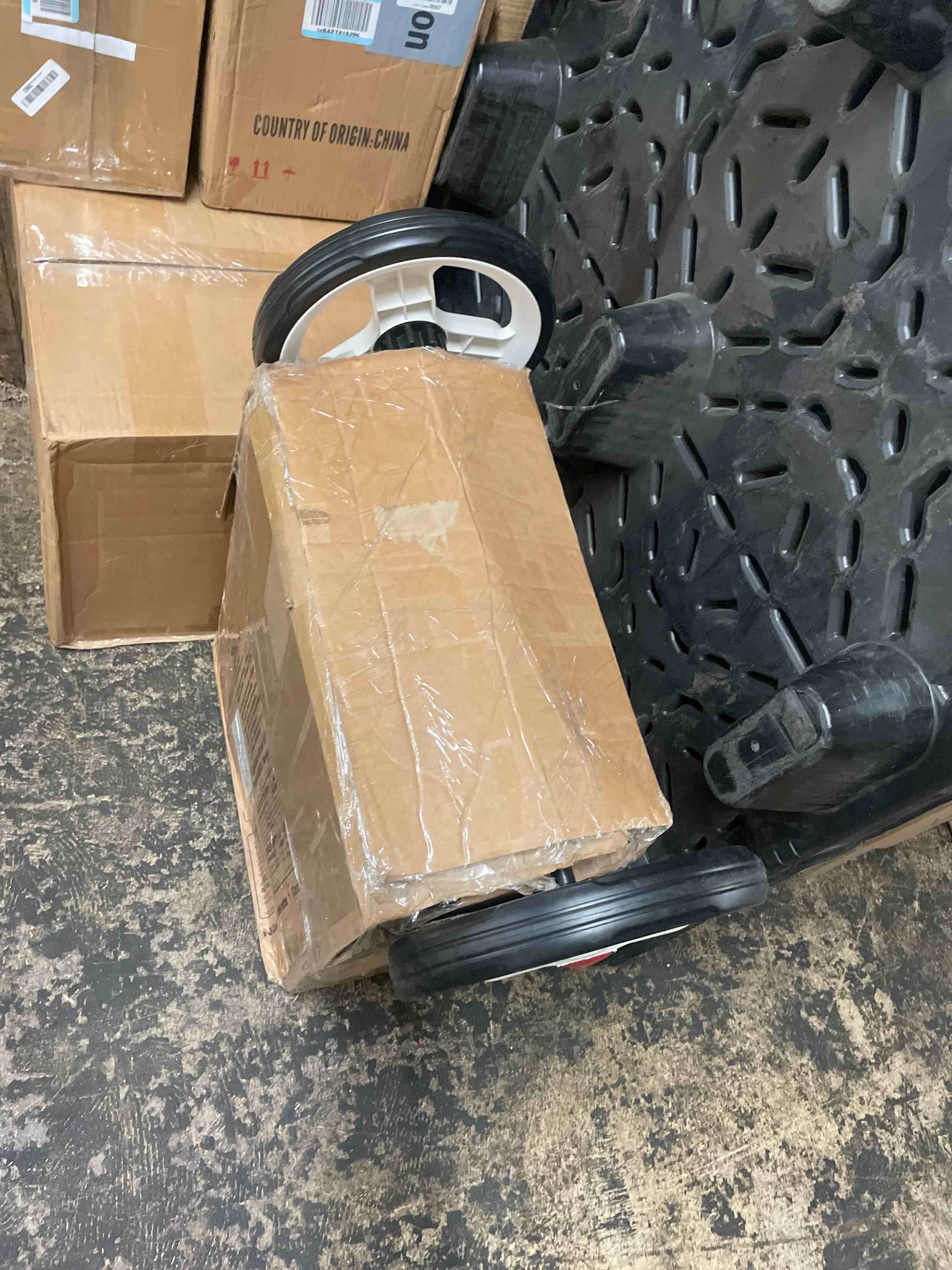 https://s3.amazonaws.com/lotting-images-prod/phillipi/PPE1690404_1755812275499.jpeg