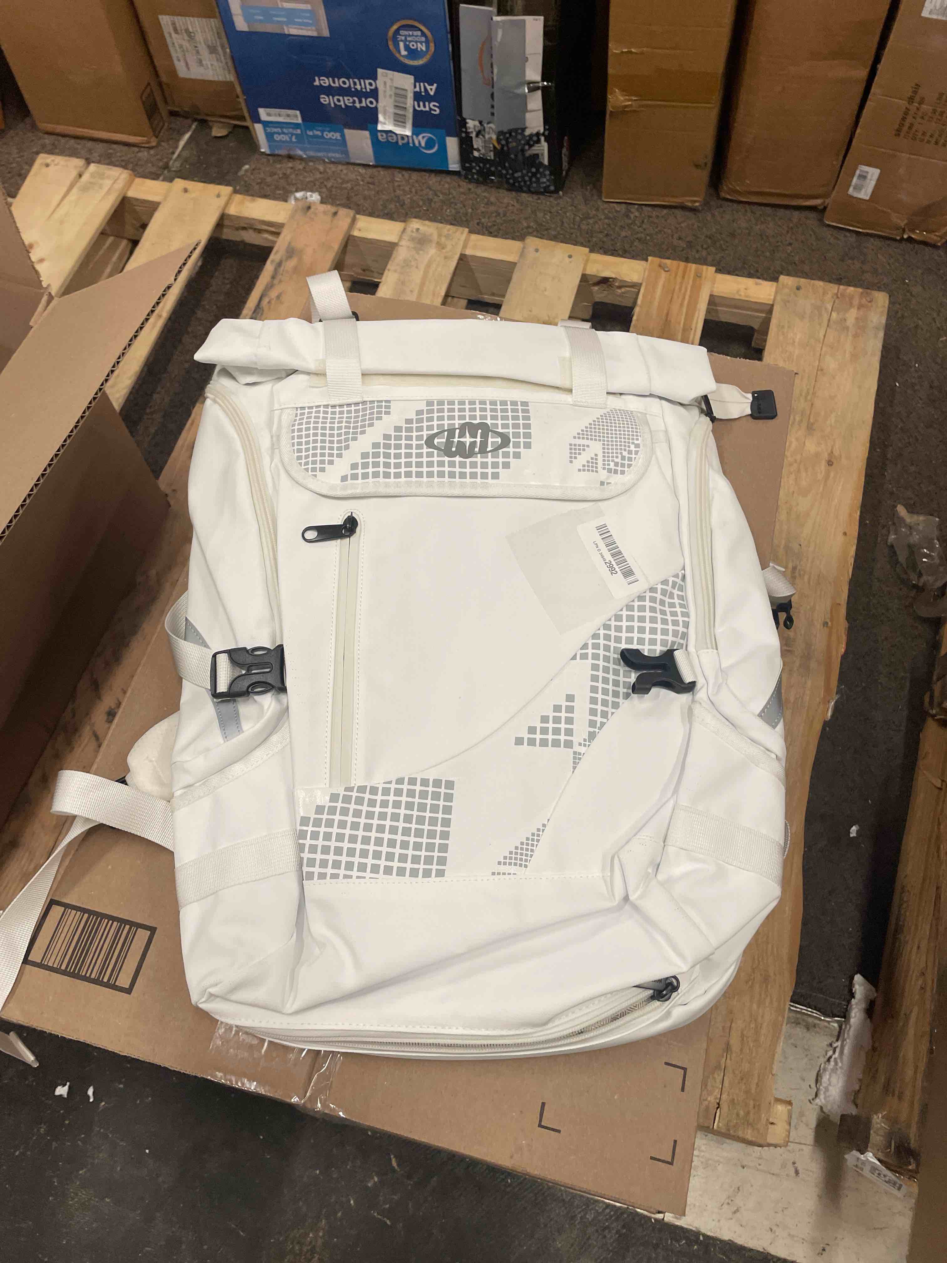 https://s3.amazonaws.com/lotting-images-prod/phillipi/PPE1690433_1756092040473.jpeg