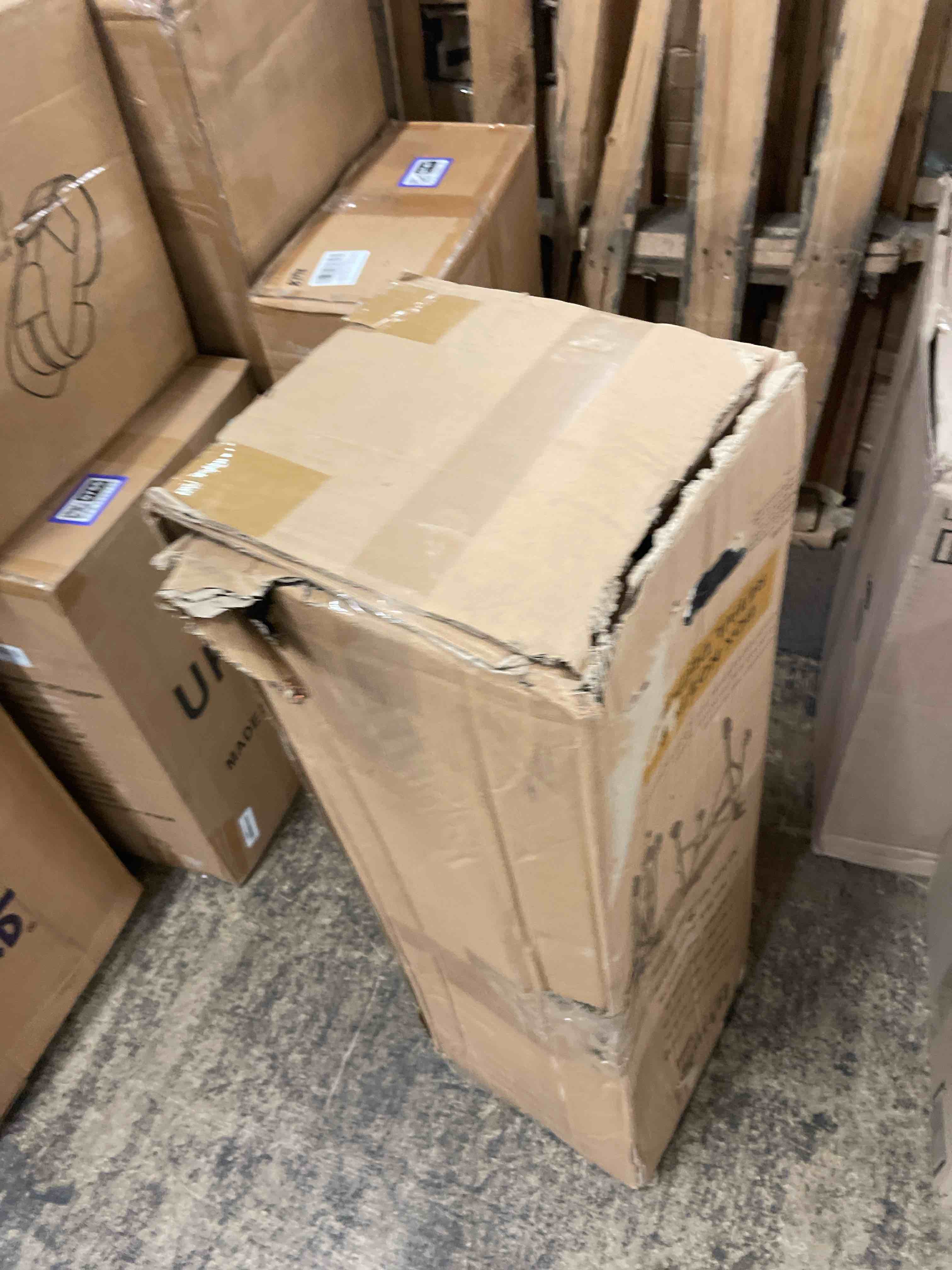 https://s3.amazonaws.com/lotting-images-prod/phillipi/PPE1690736_1756454672238.jpeg