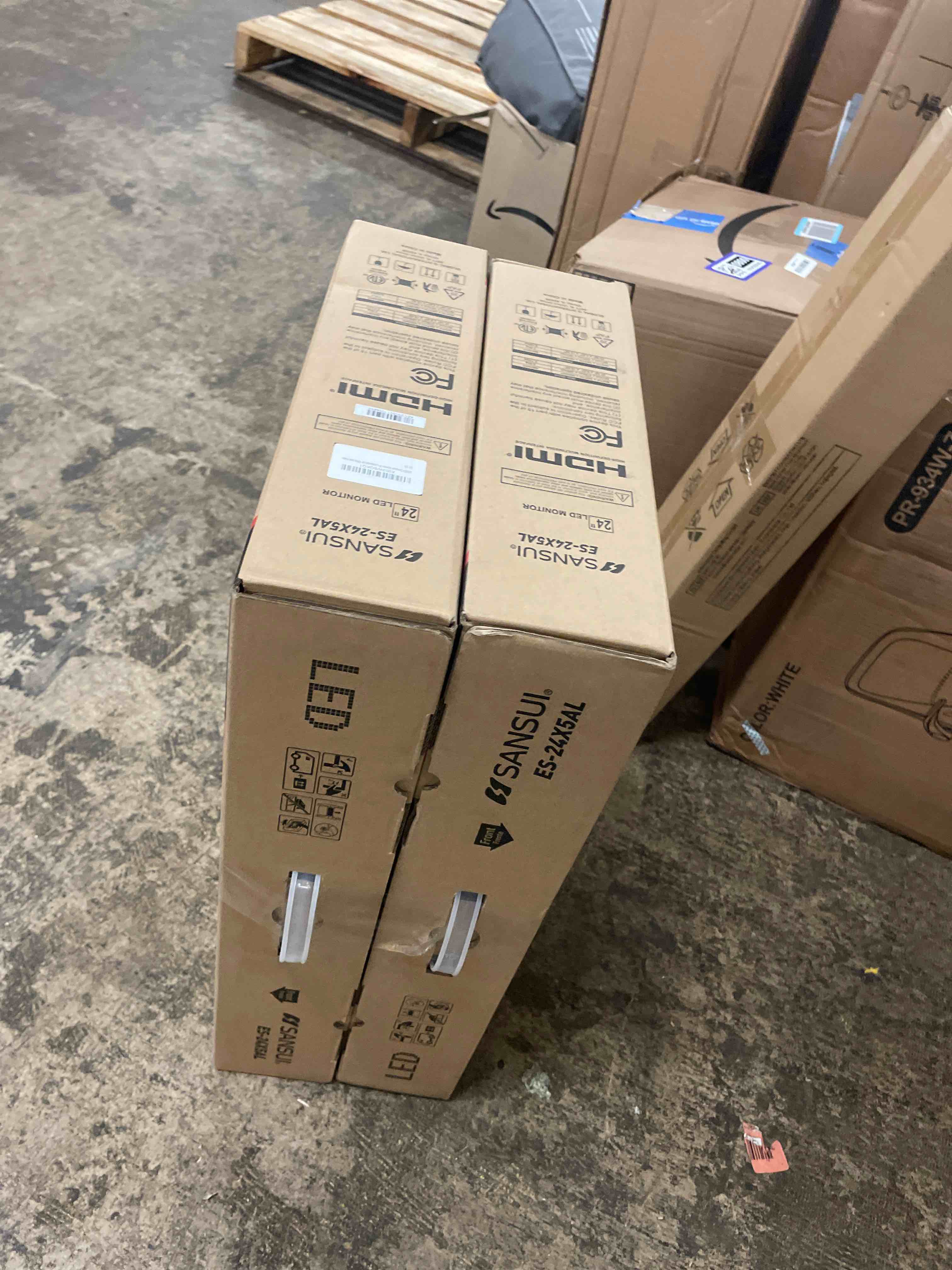 https://s3.amazonaws.com/lotting-images-prod/phillipi/PPE1690793_1756447447296.jpeg