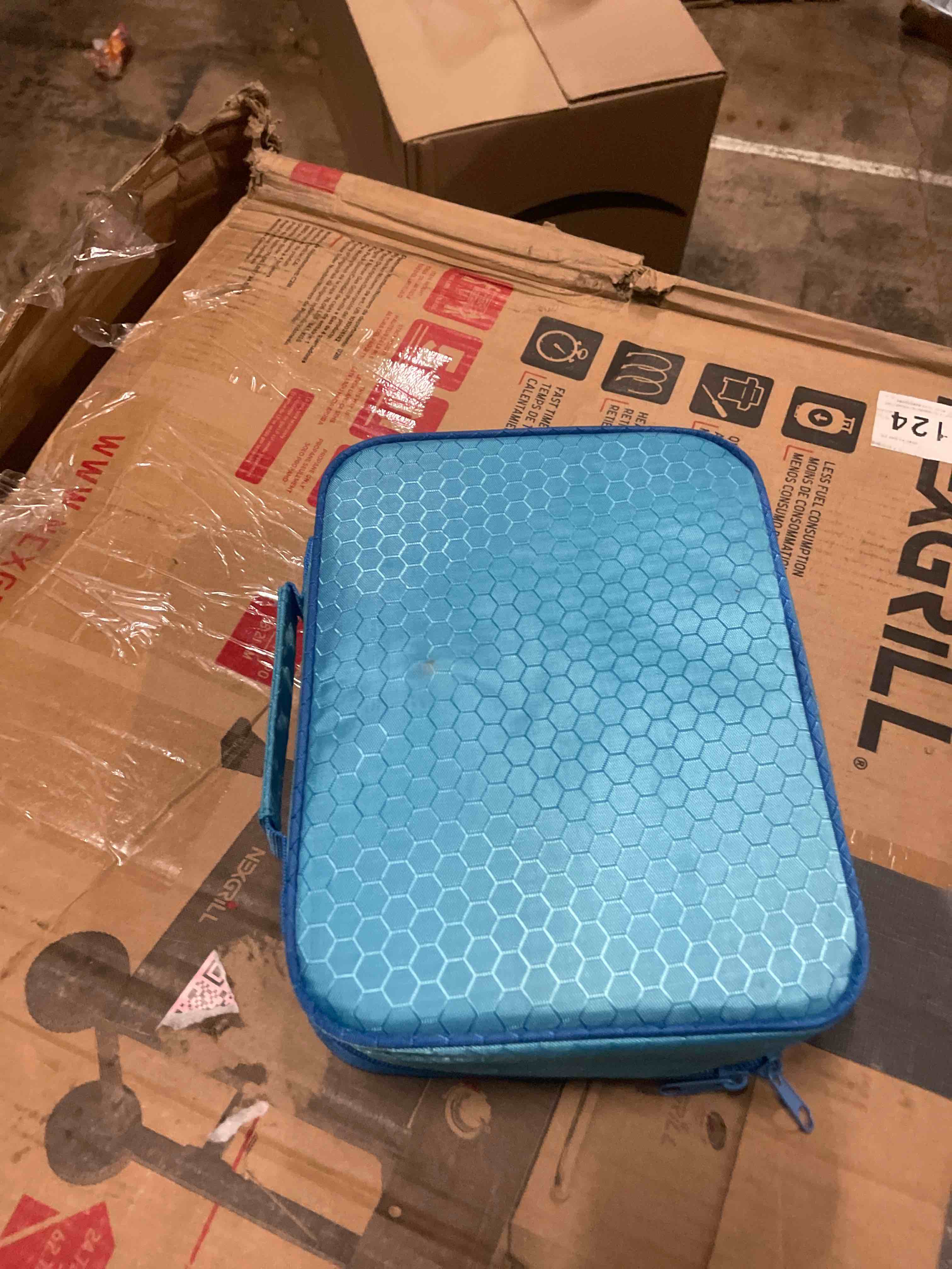 https://s3.amazonaws.com/lotting-images-prod/phillipi/PPE1691222_1757837897358.jpeg