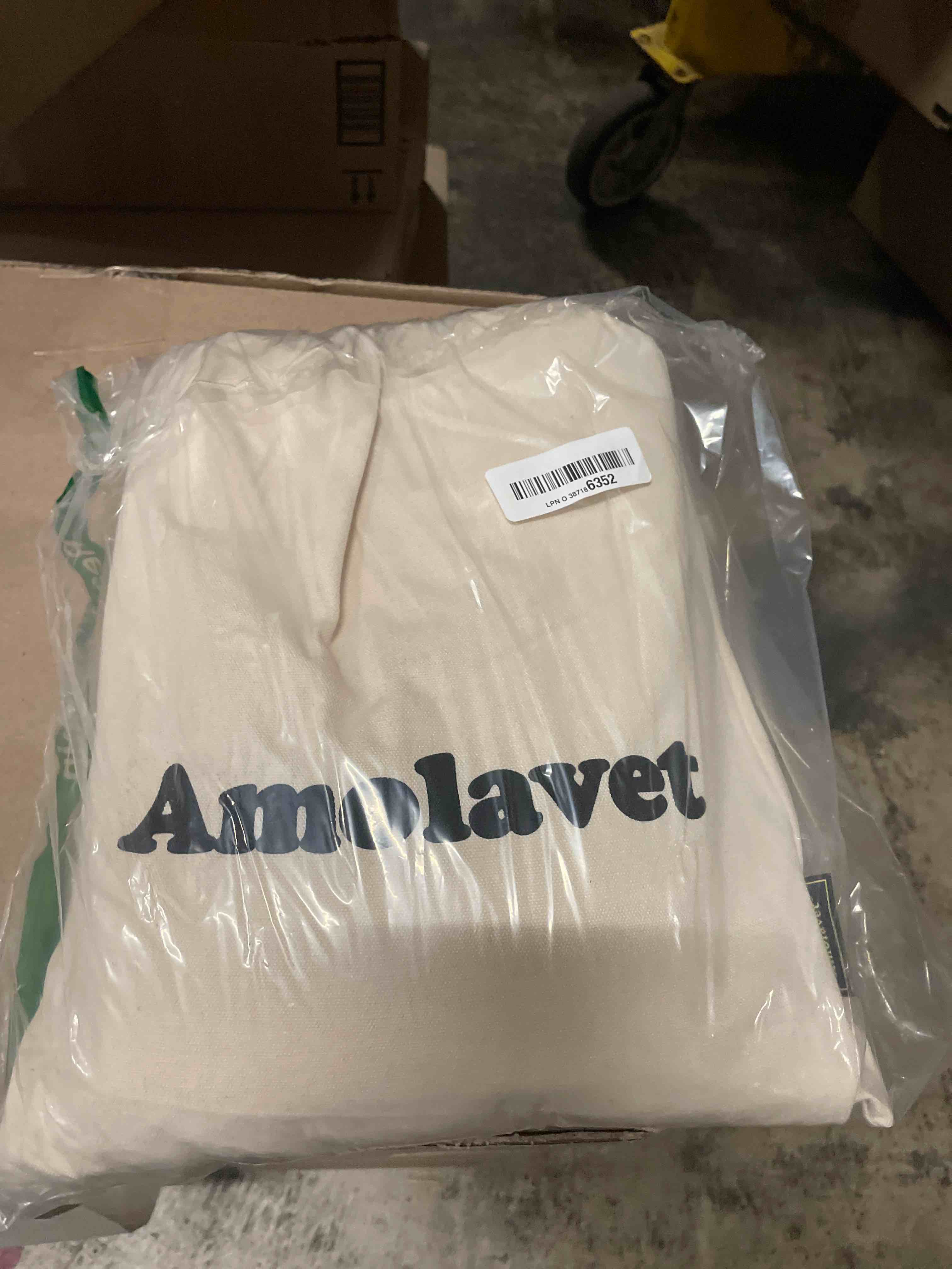 https://s3.amazonaws.com/lotting-images-prod/phillipi/PPE1691484_1758506270947.jpeg