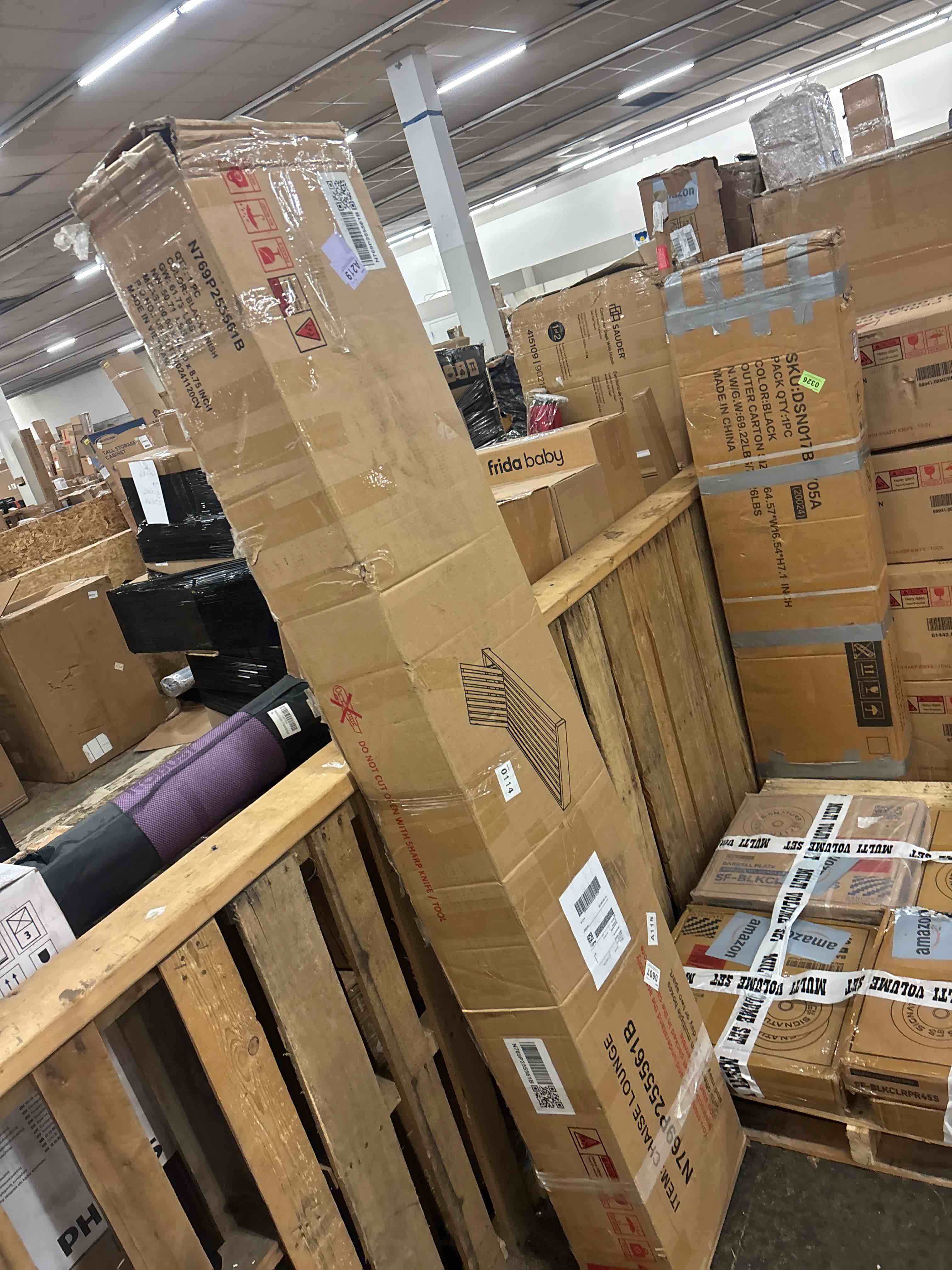 https://s3.amazonaws.com/lotting-images-prod/phillipi/PPE1692101_1760109768679.jpeg