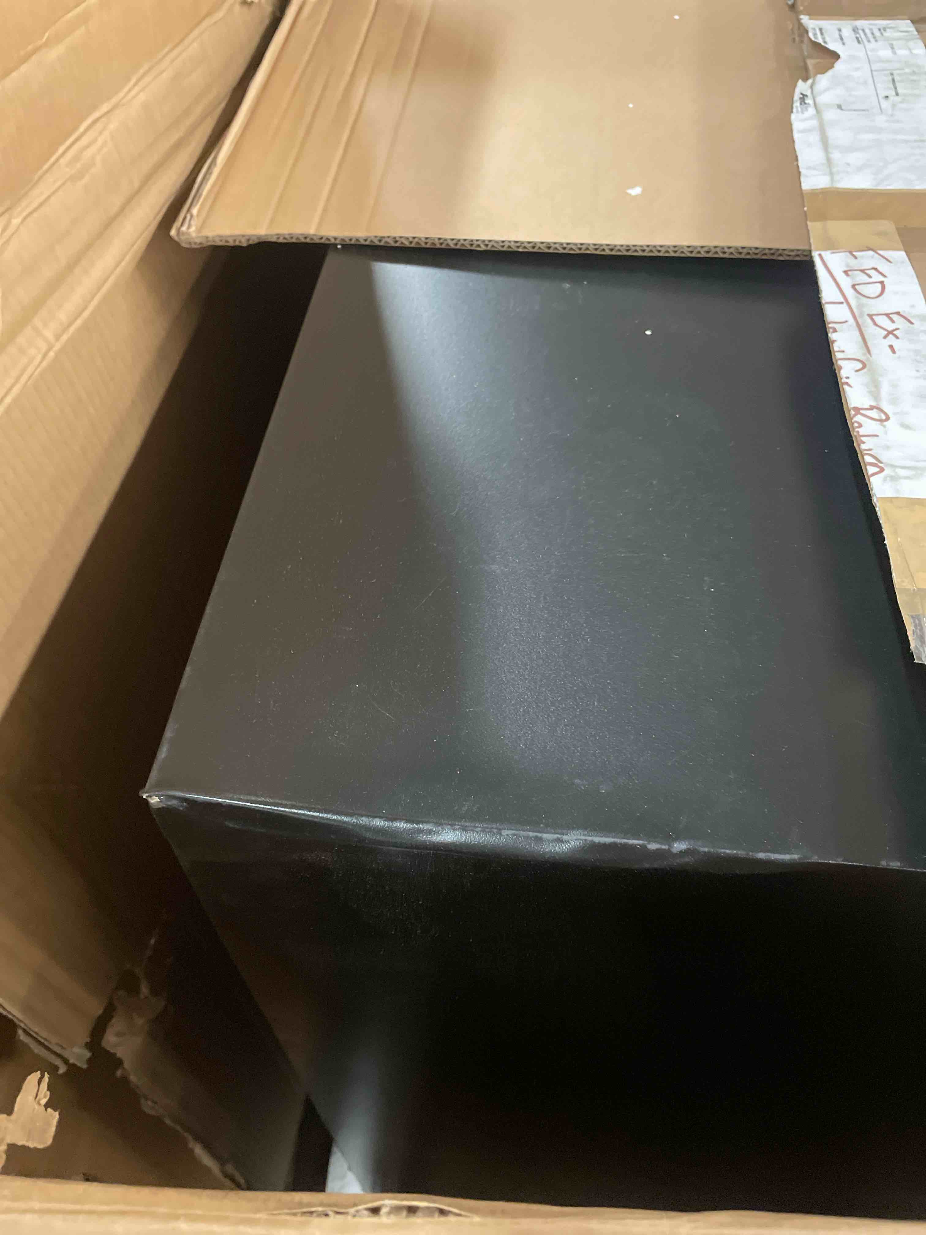 https://s3.amazonaws.com/lotting-images-prod/phillipi/PPE1692112_1760454201866.jpeg