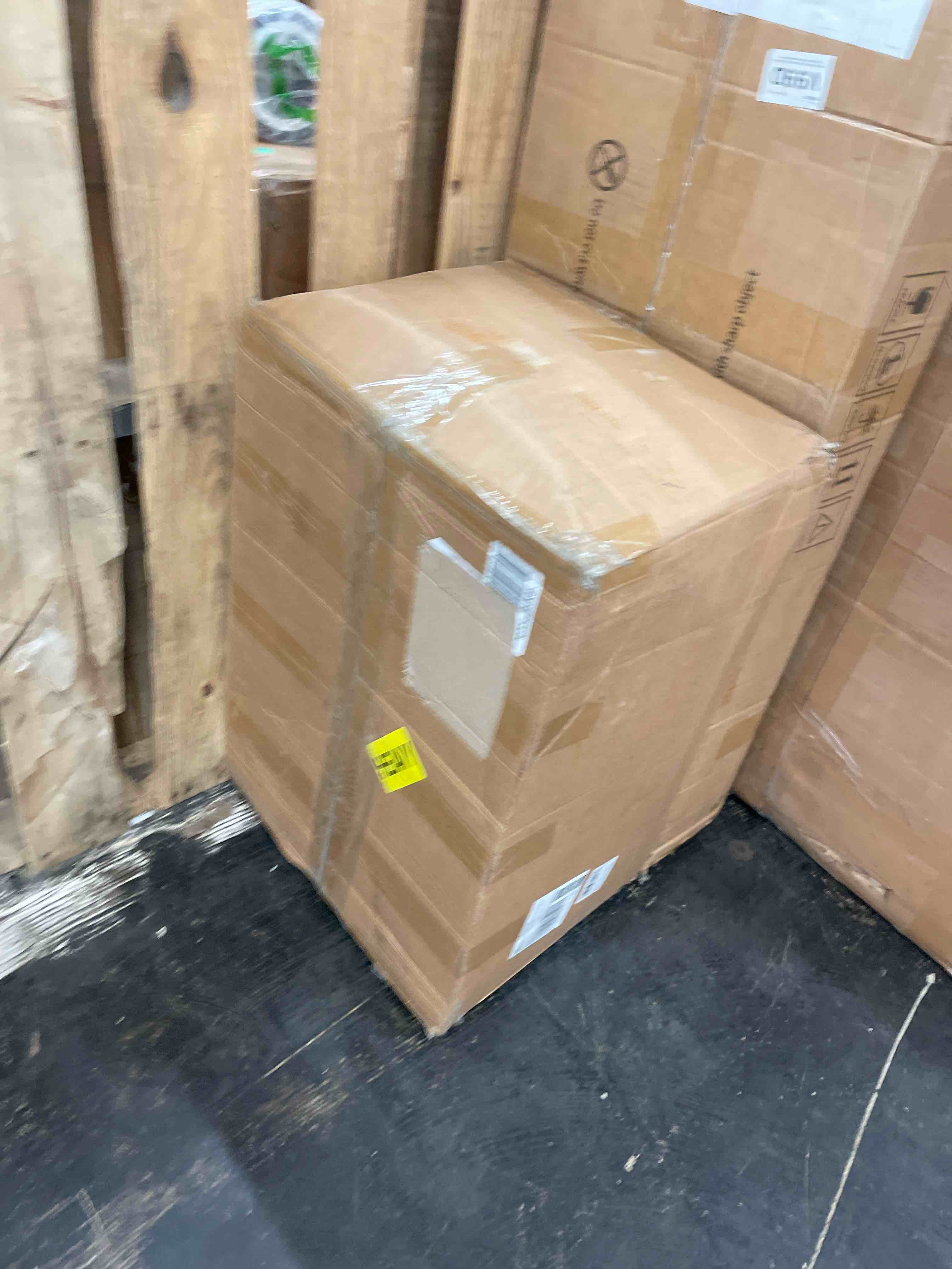 https://s3.amazonaws.com/lotting-images-prod/phillipi/PPE1692135_1760456984876.jpeg