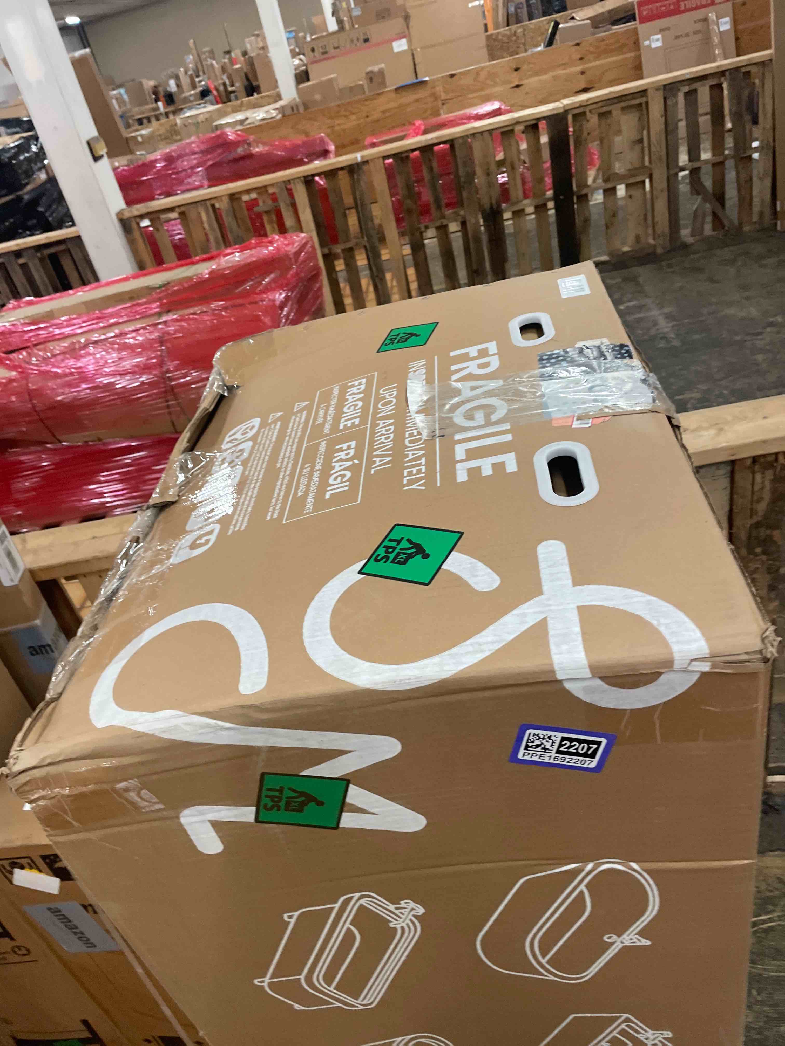 https://s3.amazonaws.com/lotting-images-prod/phillipi/PPE1692208_1760503743089.jpeg