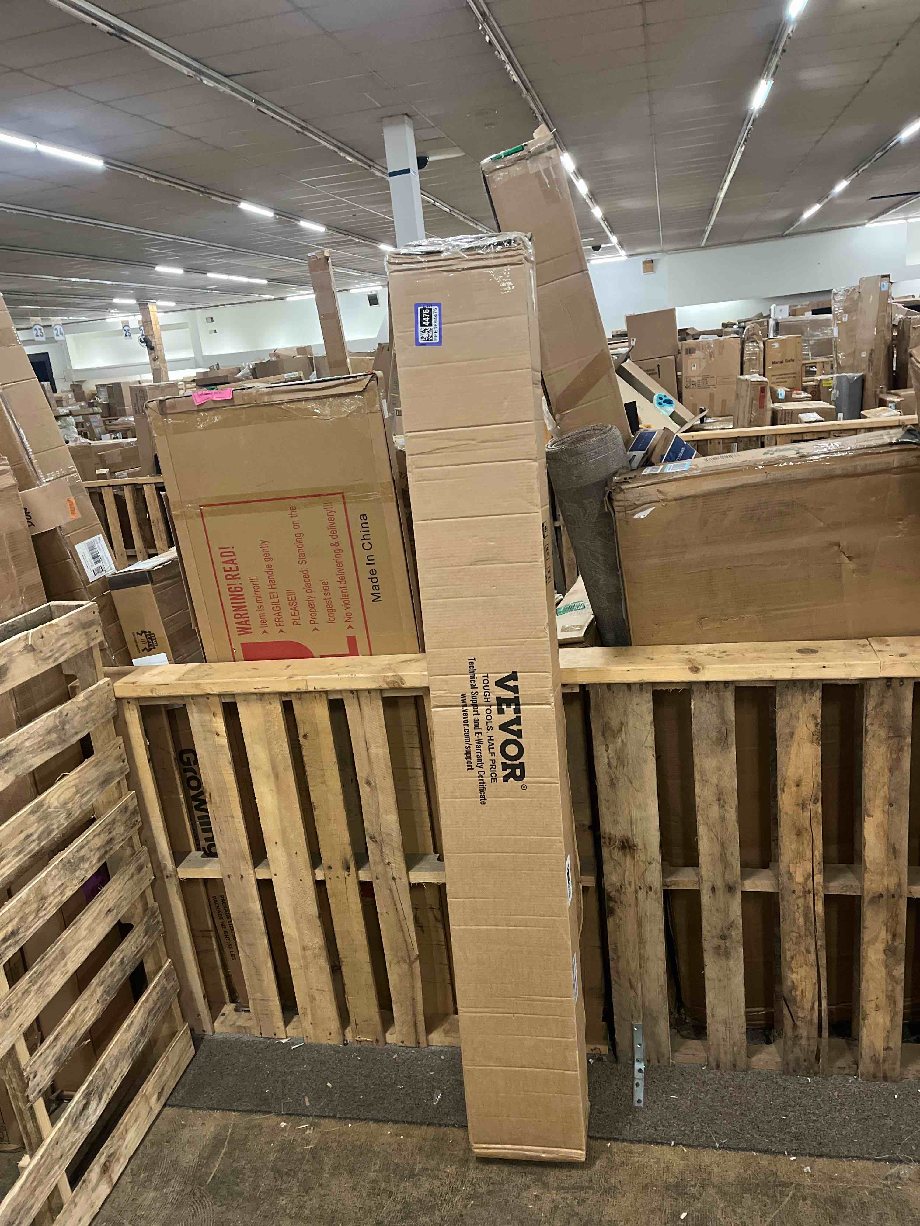 Condition photo showing New/Like New for VEVOR Fireplace Mantel, 72" x 8" x 5", 50 lbs Weight Capacity, Natural Wood Mantel for Over Fireplace, Wall Mounted Floating Farmhouse Shelf, Handcrafted Wood Fireplace Mantel for Wall Decor, White