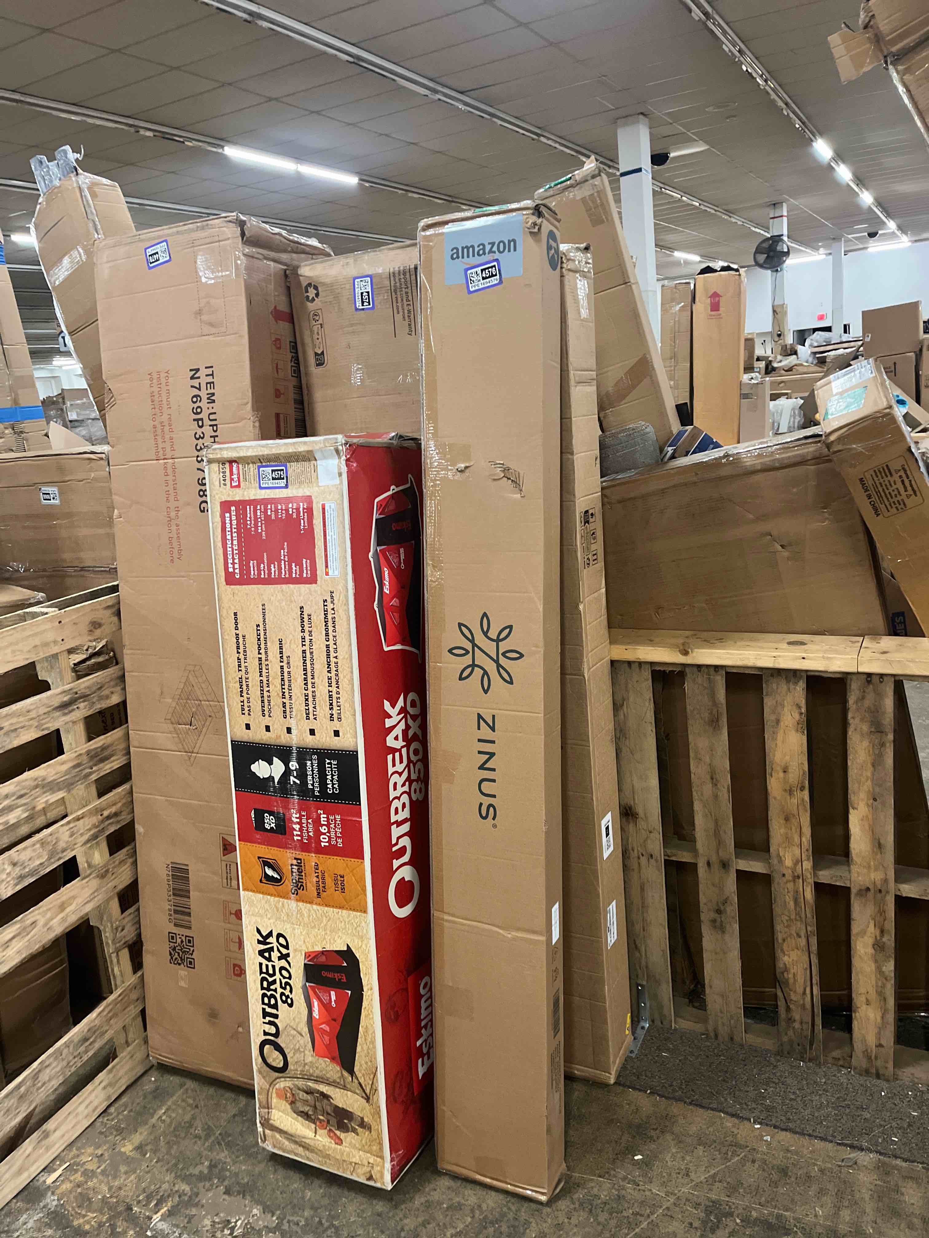 Condition photo showing New/Like New for Zinus Deepak Easy Assembly Wood Slat 1.6 Inch Bunkie Board, Bed Slat Replacement, King